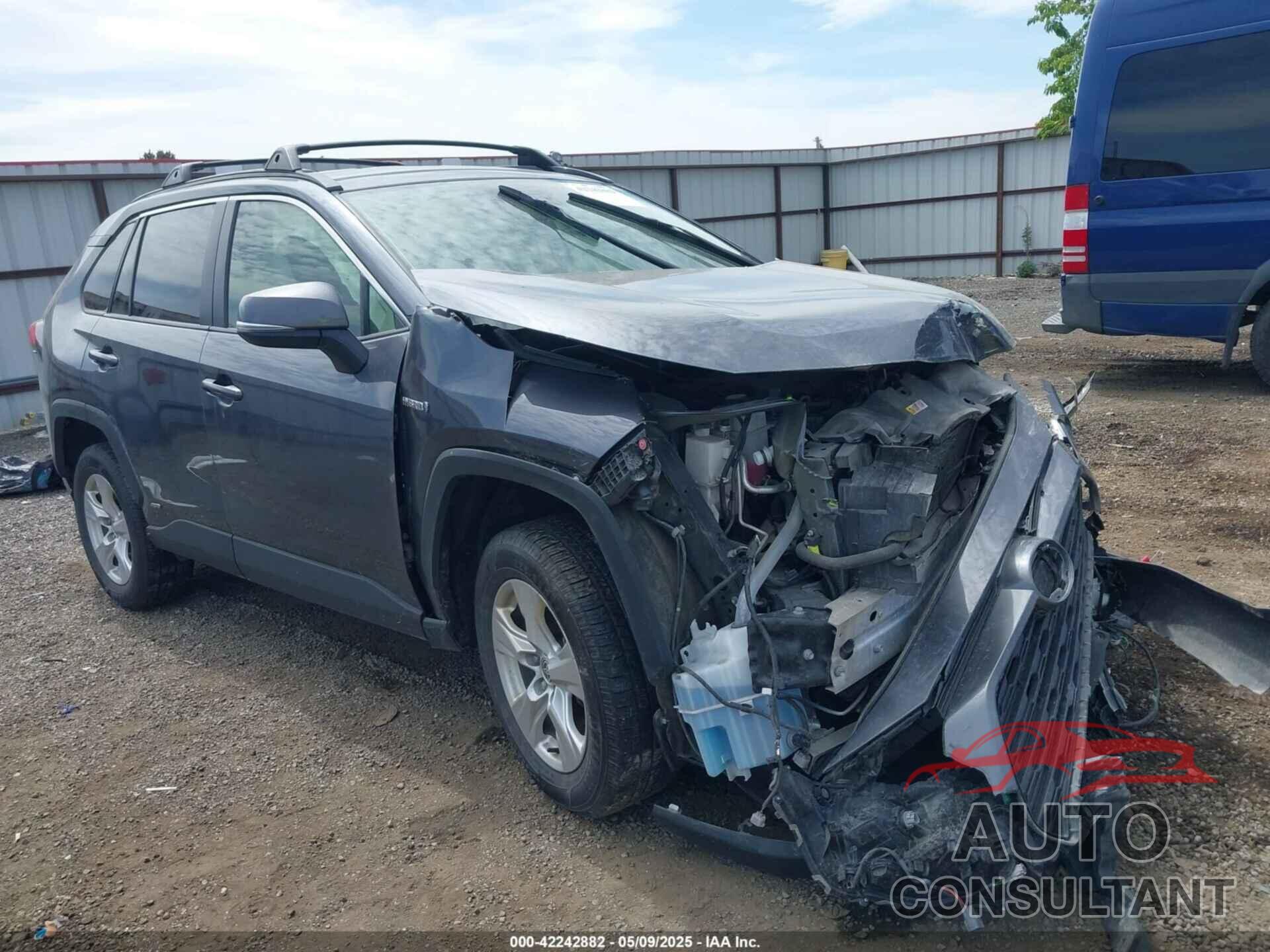 TOYOTA RAV4 HYBRID 2021 - JTMRWRFVXMD110128