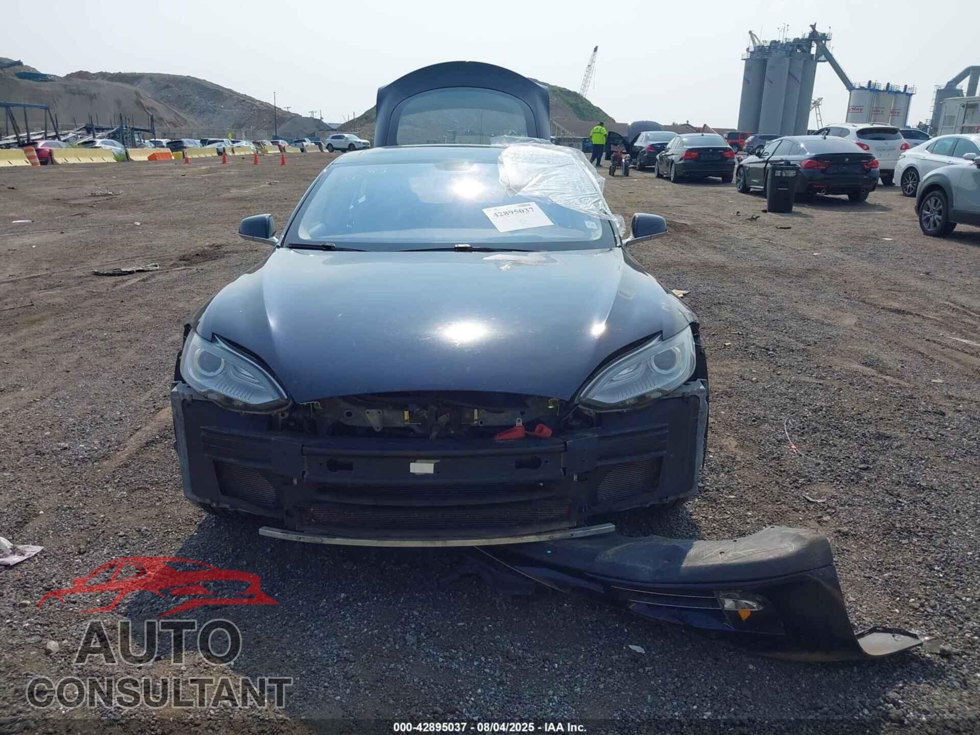 TESLA MODEL S 2013 - 5YJSA1CN0DFP04516