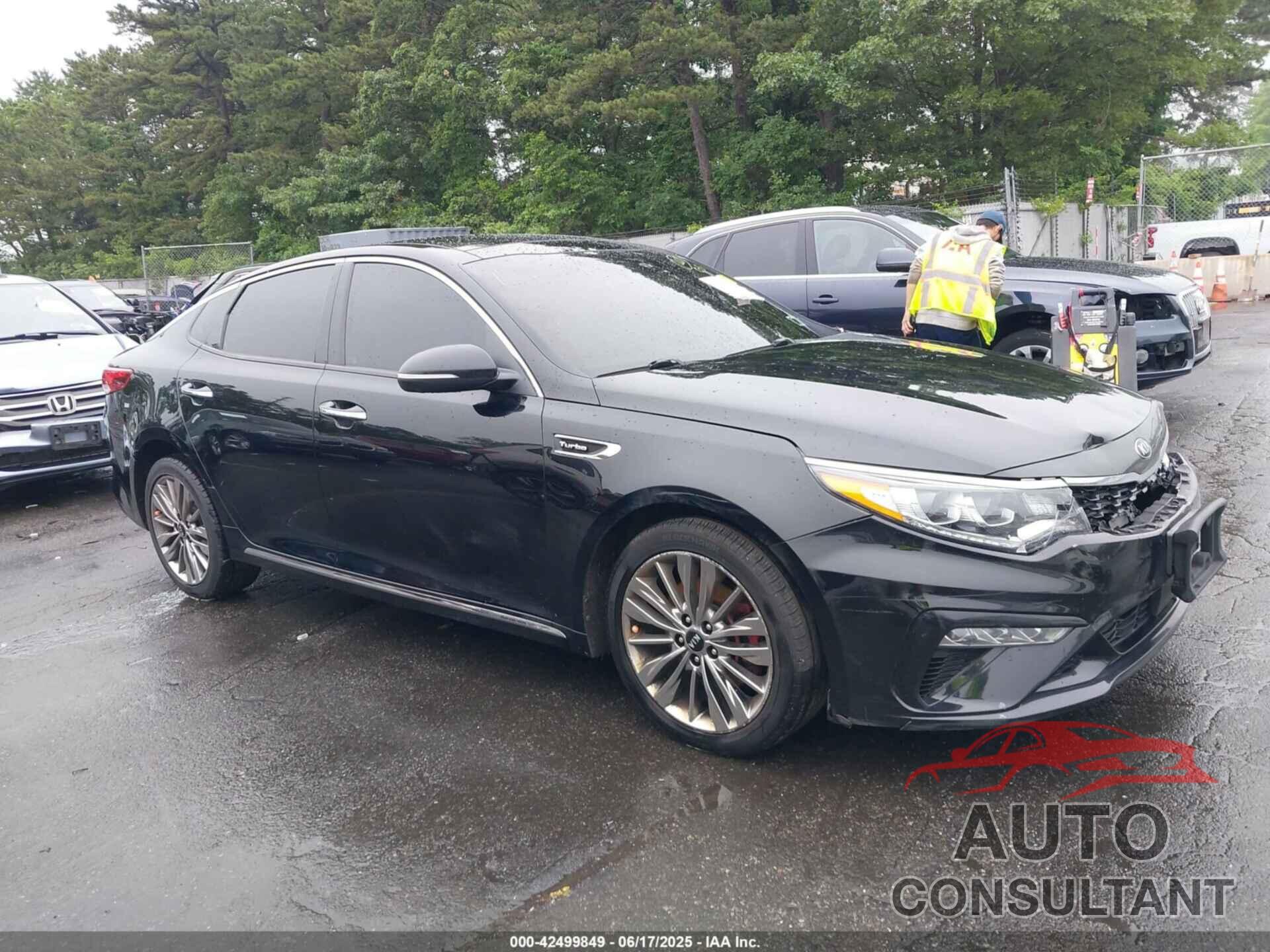 KIA OPTIMA 2019 - 5XXGV4L28KG306871