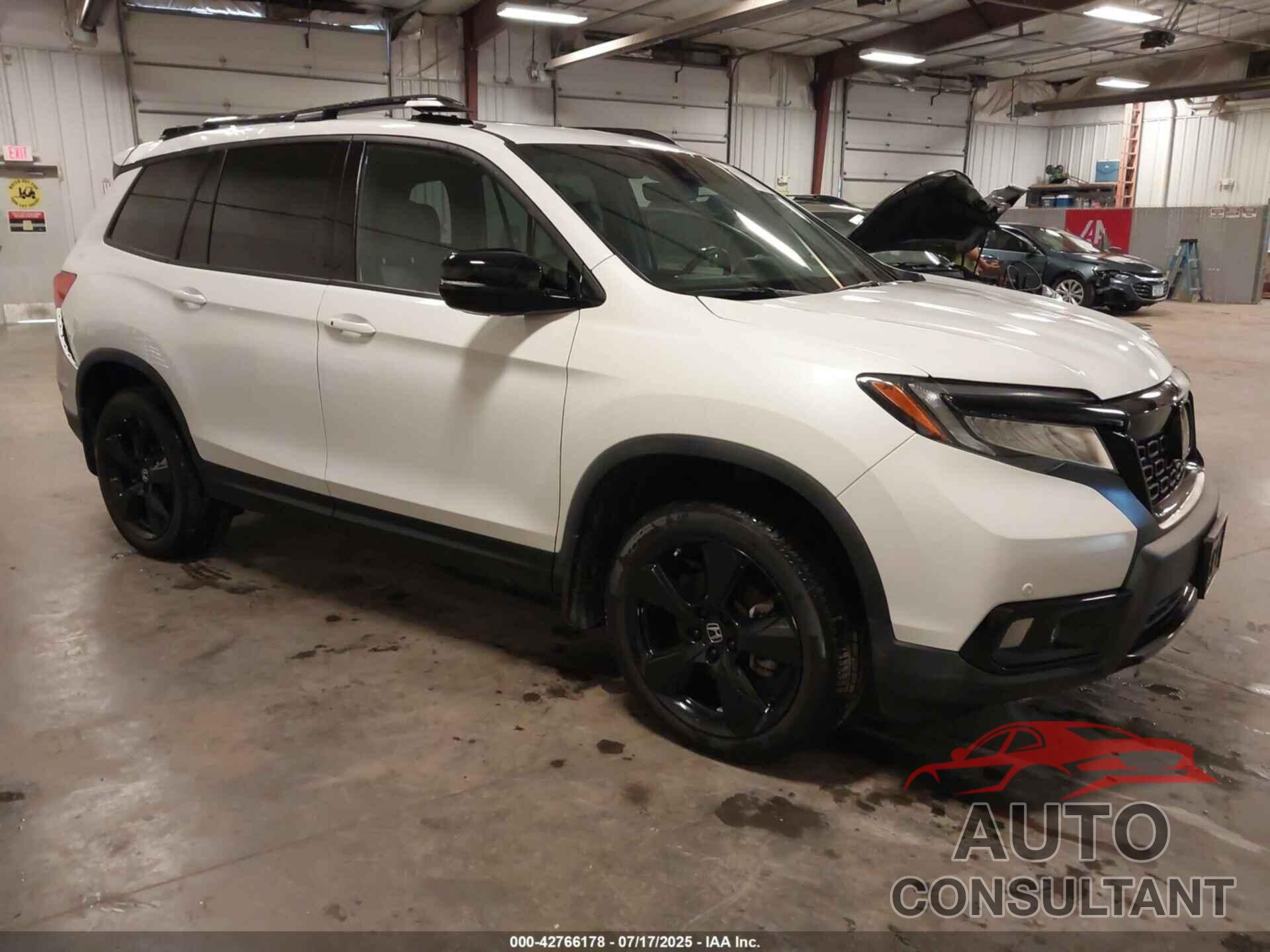 HONDA PASSPORT 2021 - 5FNYF8H02MB006281