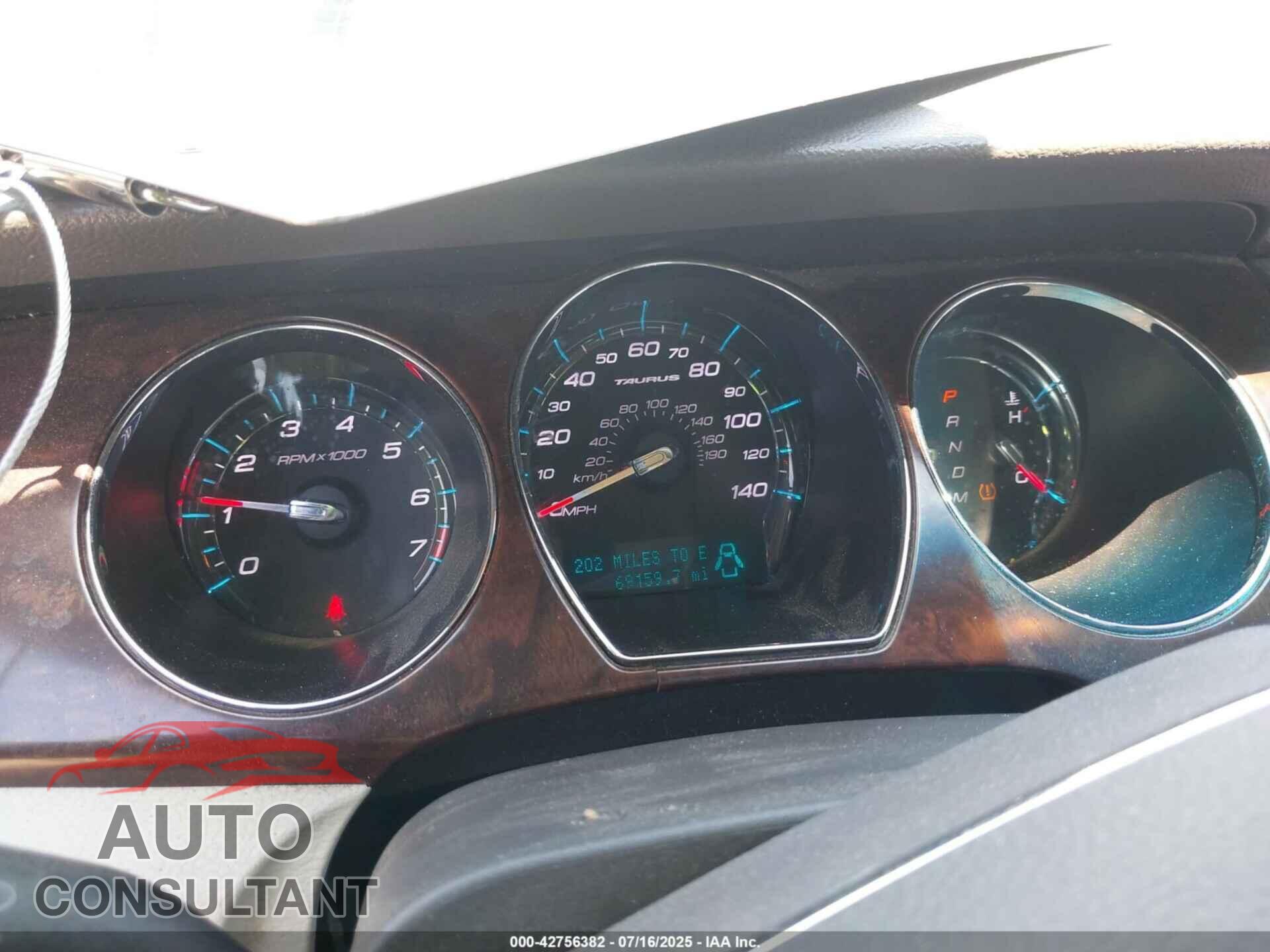 FORD TAURUS 2012 - 1FAHP2EW2CG139362