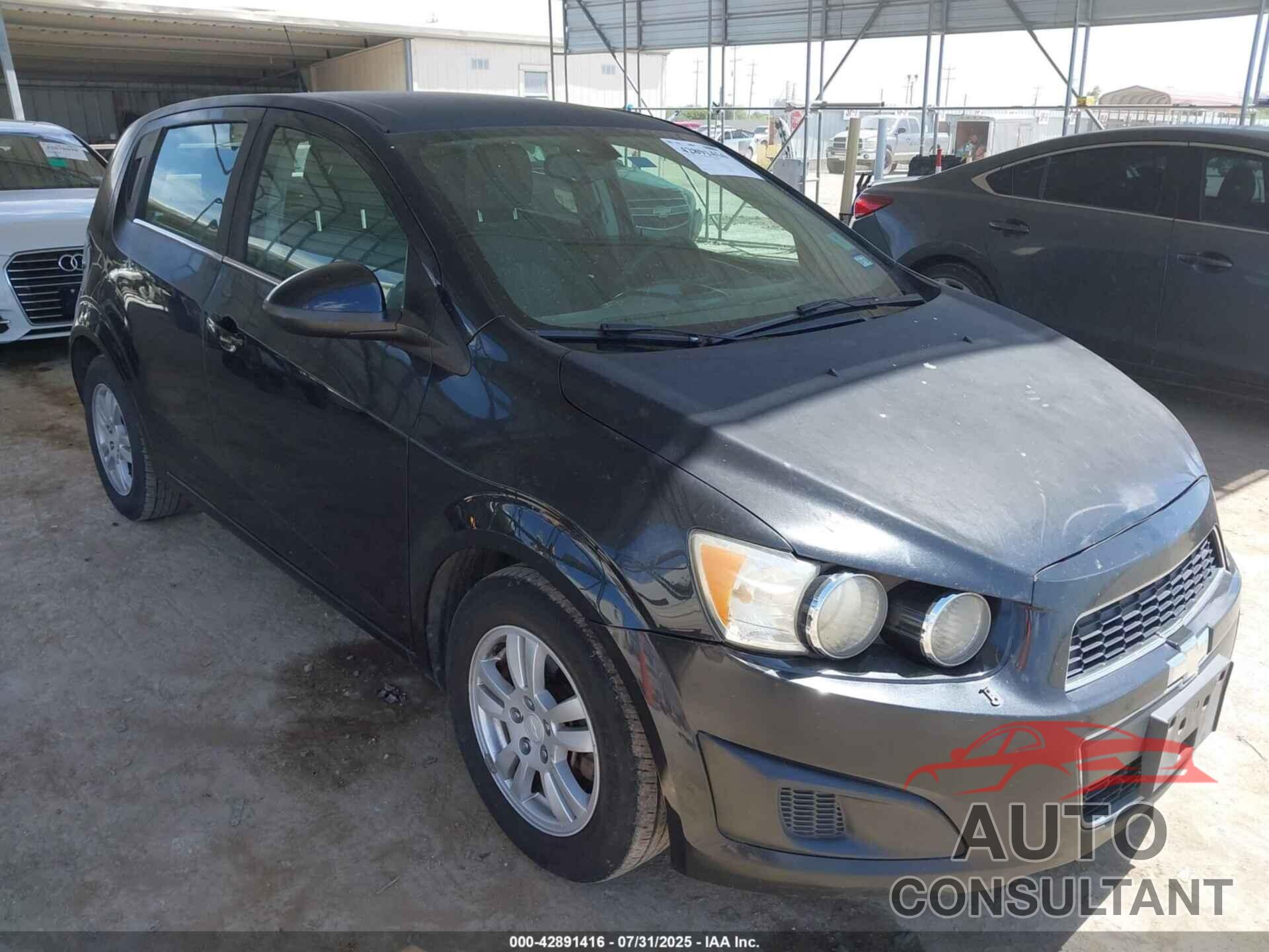 CHEVROLET SONIC 2014 - 1G1JC6SH5E4108446