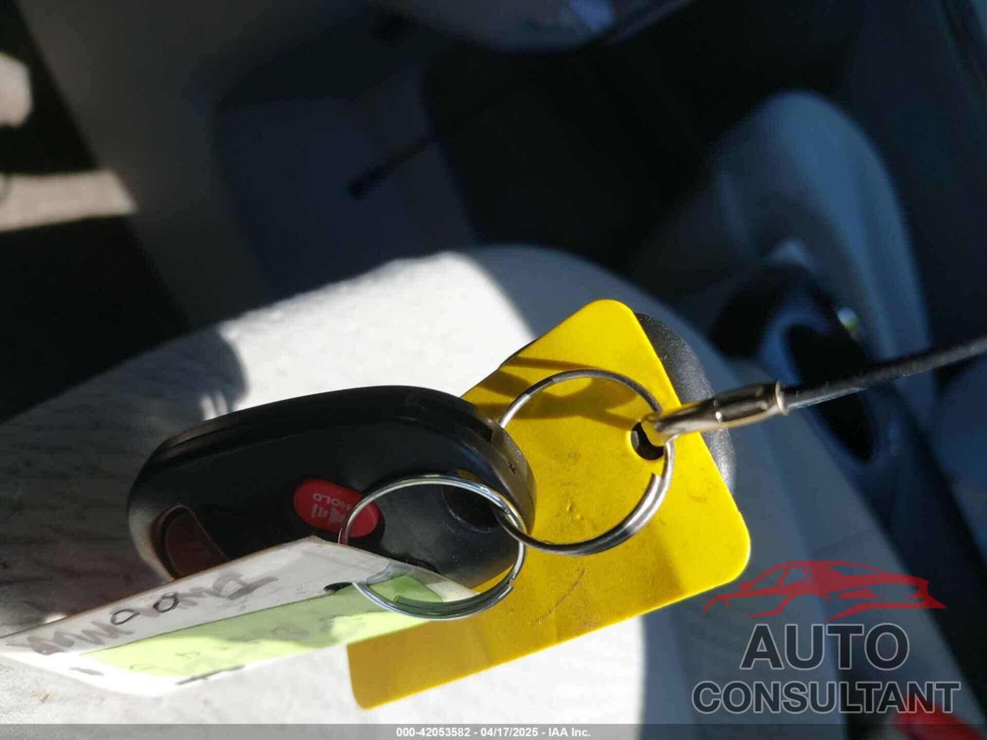 TOYOTA SIENNA 2011 - 5TDKK3DC3BS112980