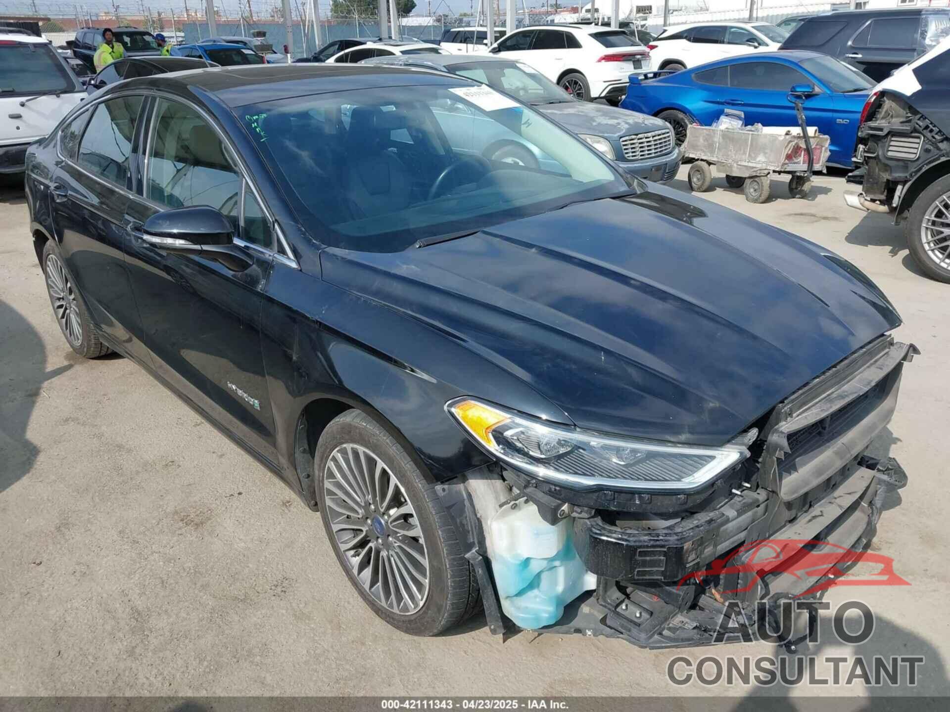 FORD FUSION HYBRID 2018 - 3FA6P0RU6JR115236