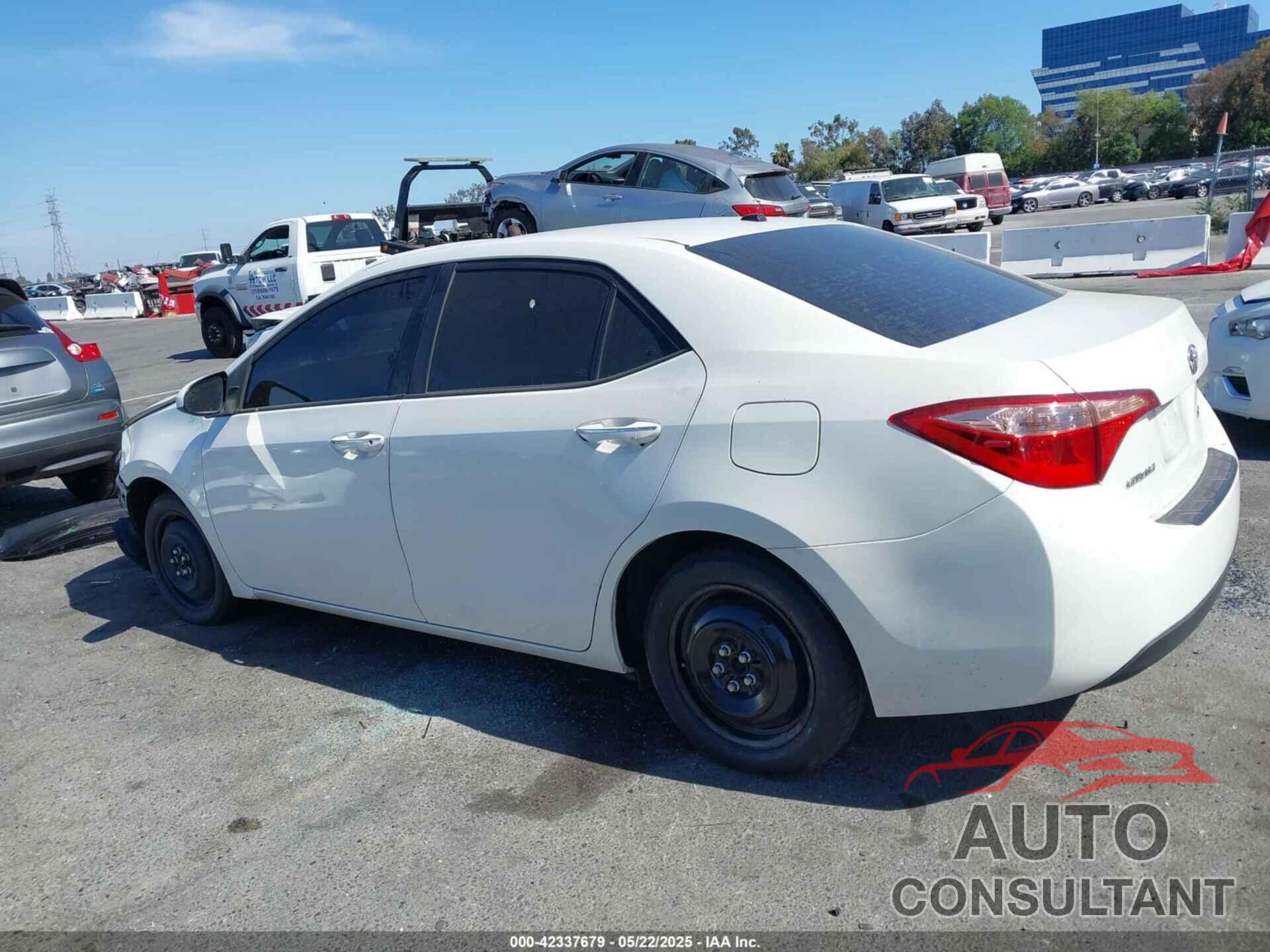 TOYOTA COROLLA 2018 - 5YFBURHE1JP813372