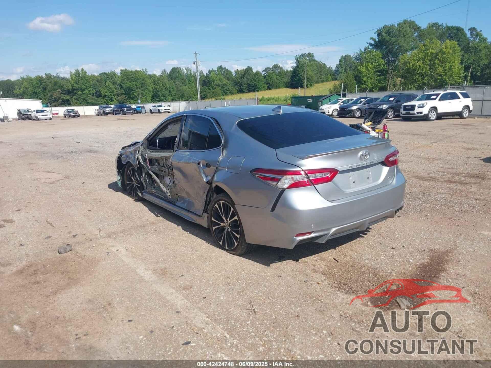 TOYOTA CAMRY 2020 - 4T1M11AK3LU988453
