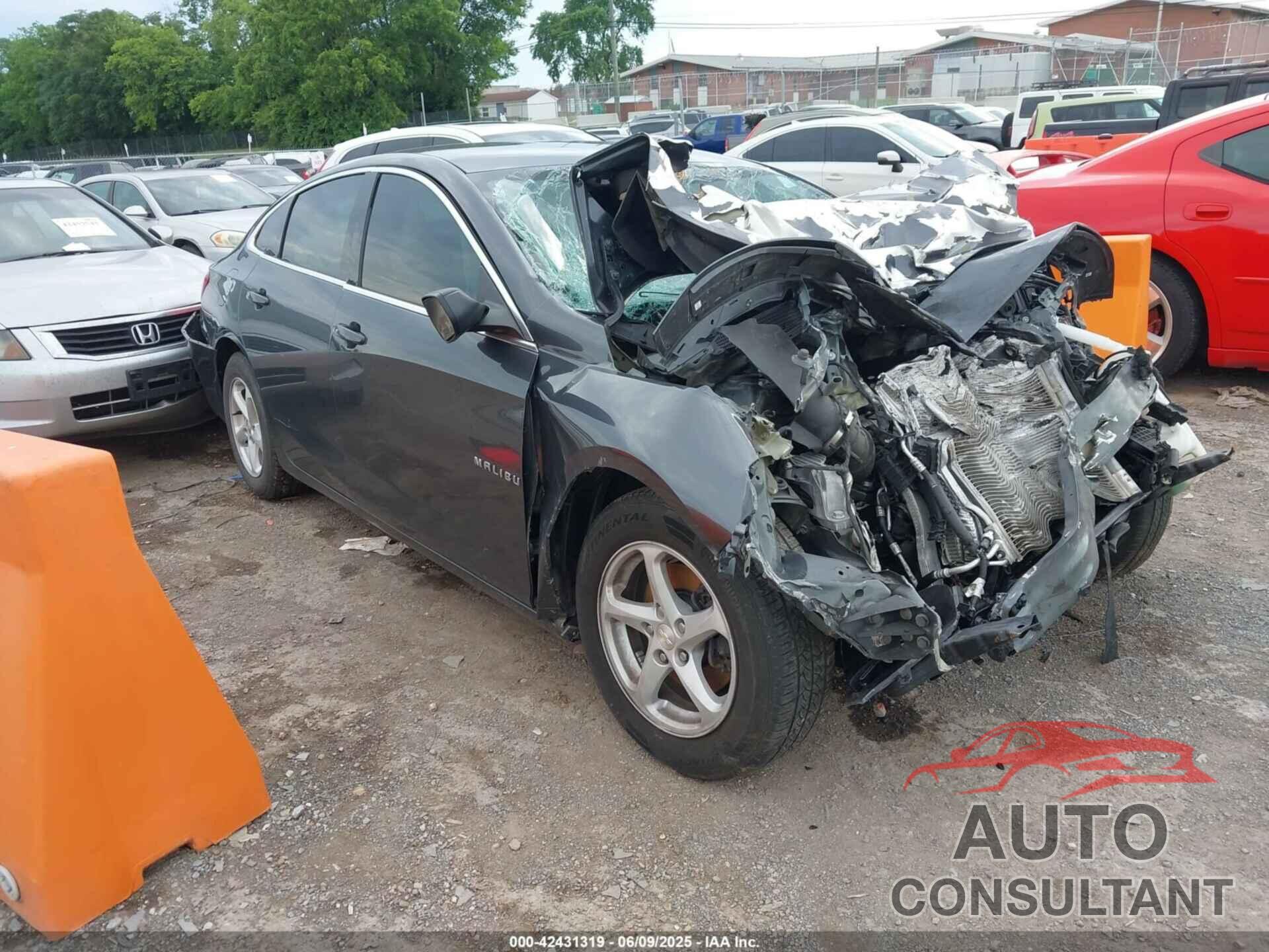 CHEVROLET MALIBU 2018 - 1G1ZB5ST8JF140729