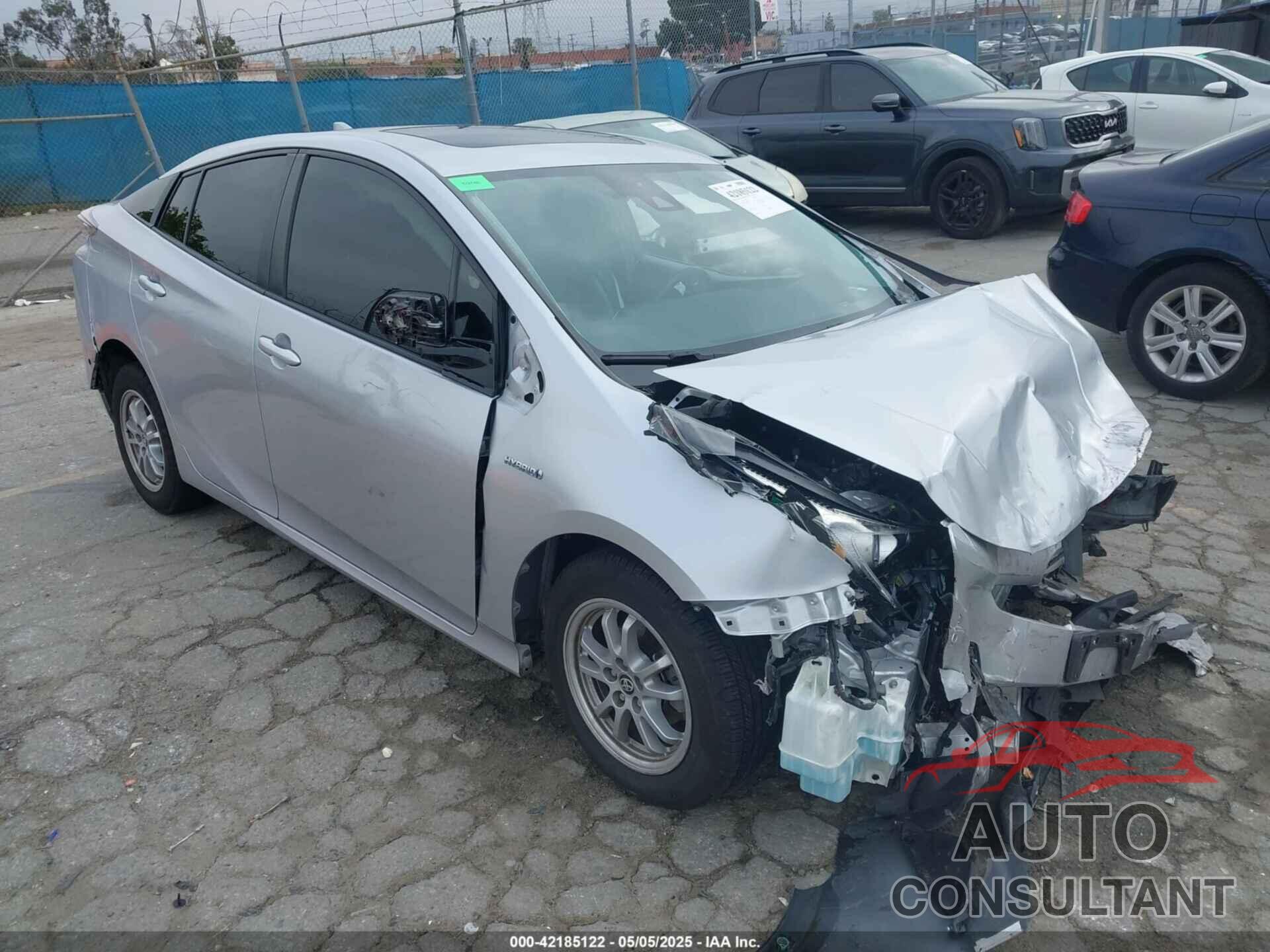 TOYOTA PRIUS 2018 - JTDKARFU0J3056217