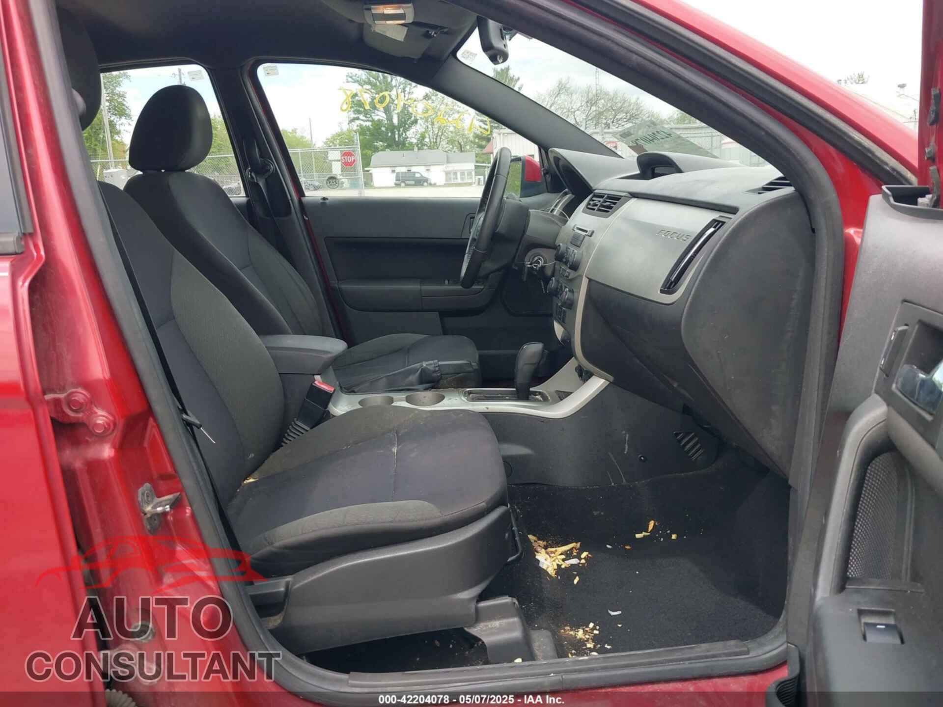 FORD FOCUS 2011 - 1FAHP3GN3BW151647