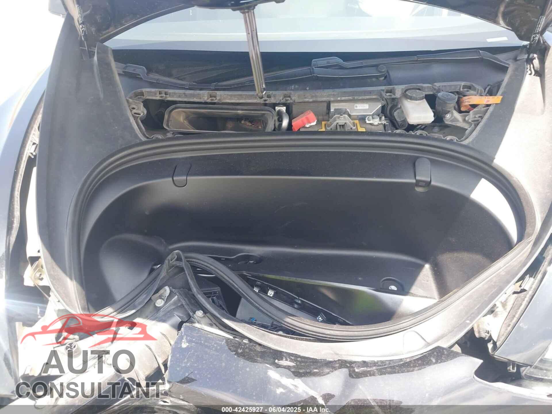 TESLA MODEL 3 2018 - 5YJ3E1EA1JF123363