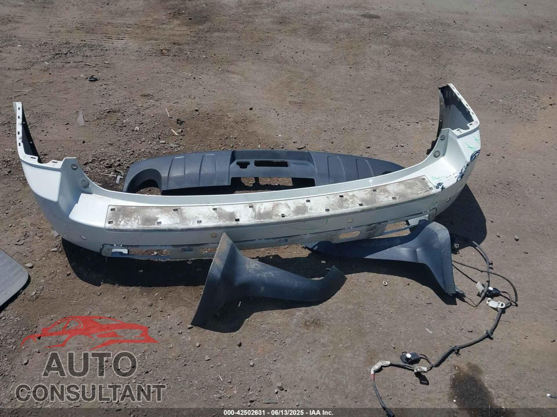 HONDA PILOT 2011 - 5FNYF4H94BB044261