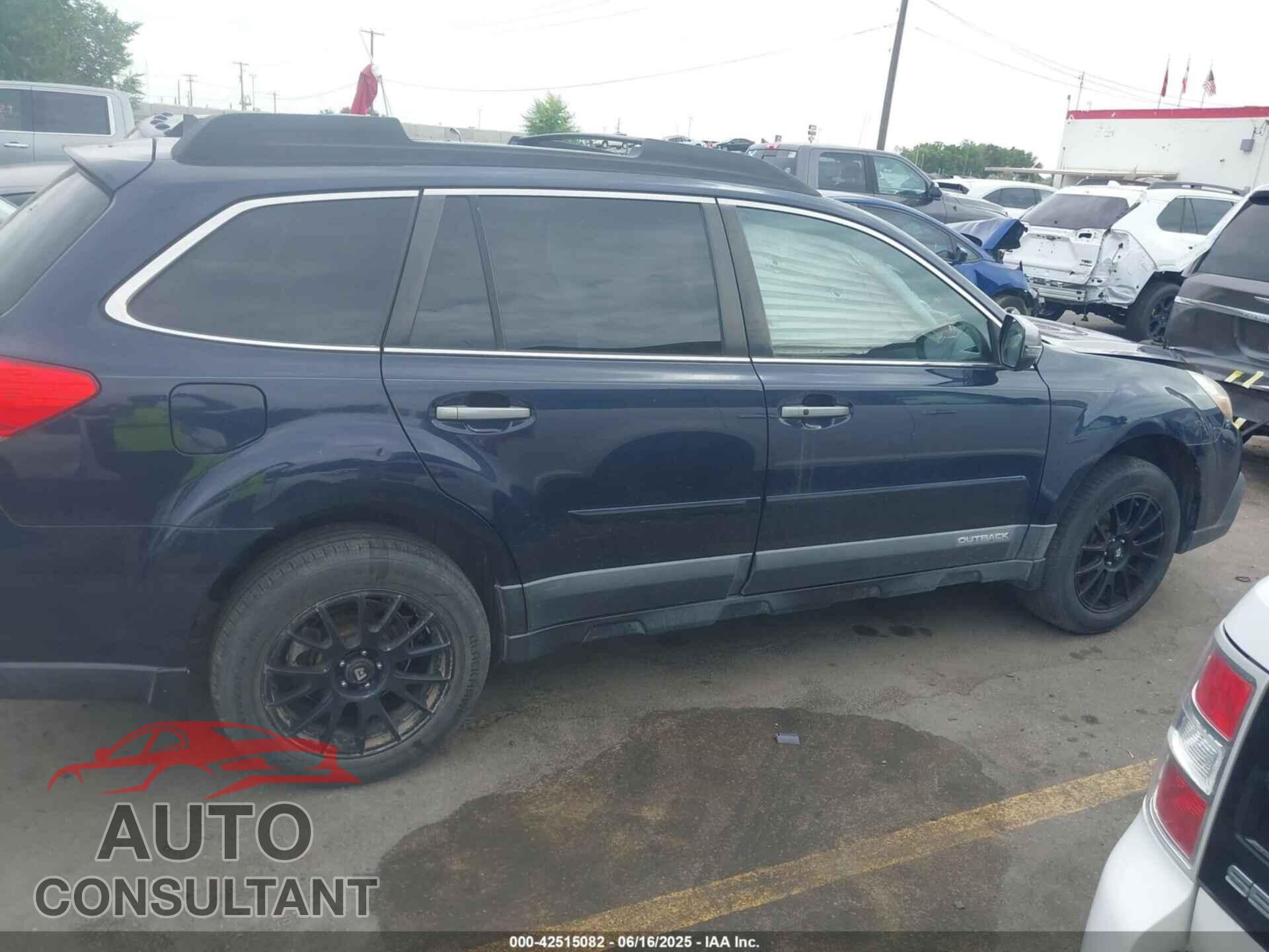 SUBARU OUTBACK 2014 - 4S4BRBPC0E3240953