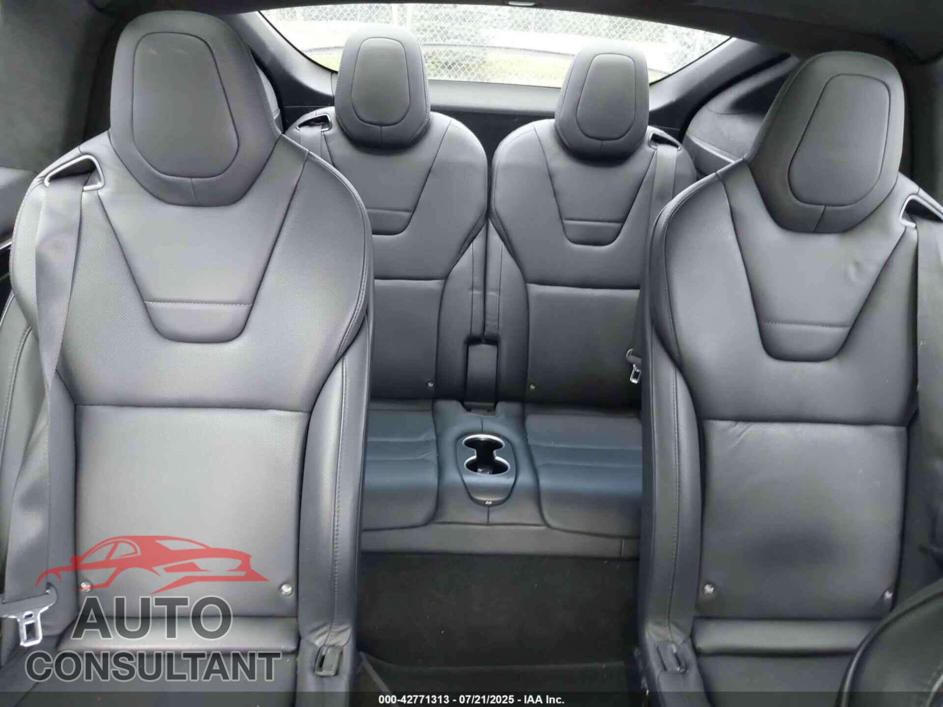 TESLA MODEL X 2016 - 5YJXCBE27GF010855