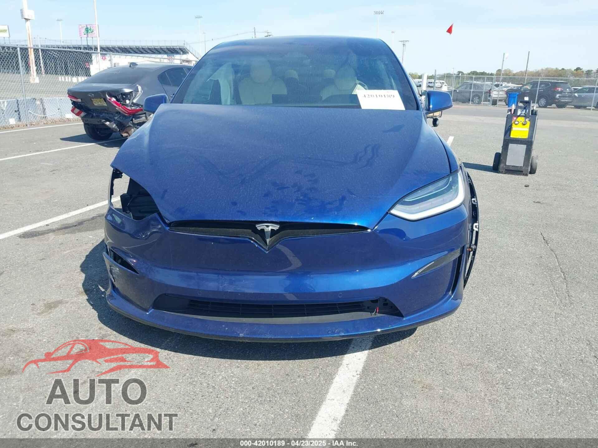 TESLA MODEL X 2023 - 7SAXCBE55PF367111