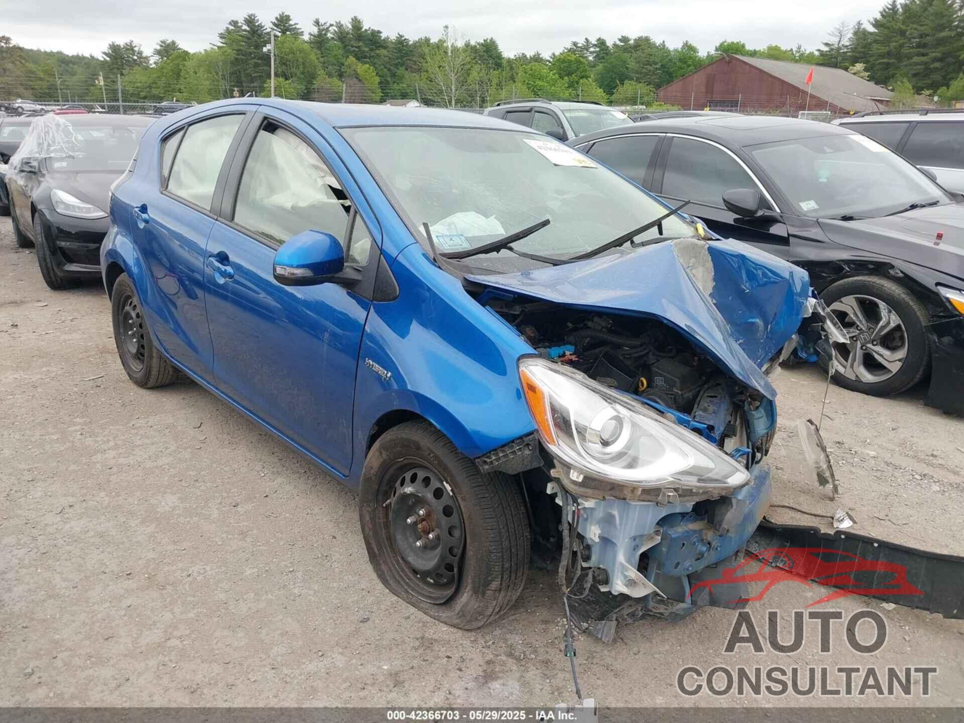 TOYOTA PRIUS C 2015 - JTDKDTB30F1093692