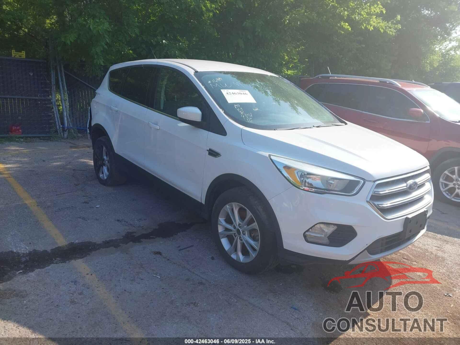 FORD ESCAPE 2017 - 1FMCU9GD9HUA29351