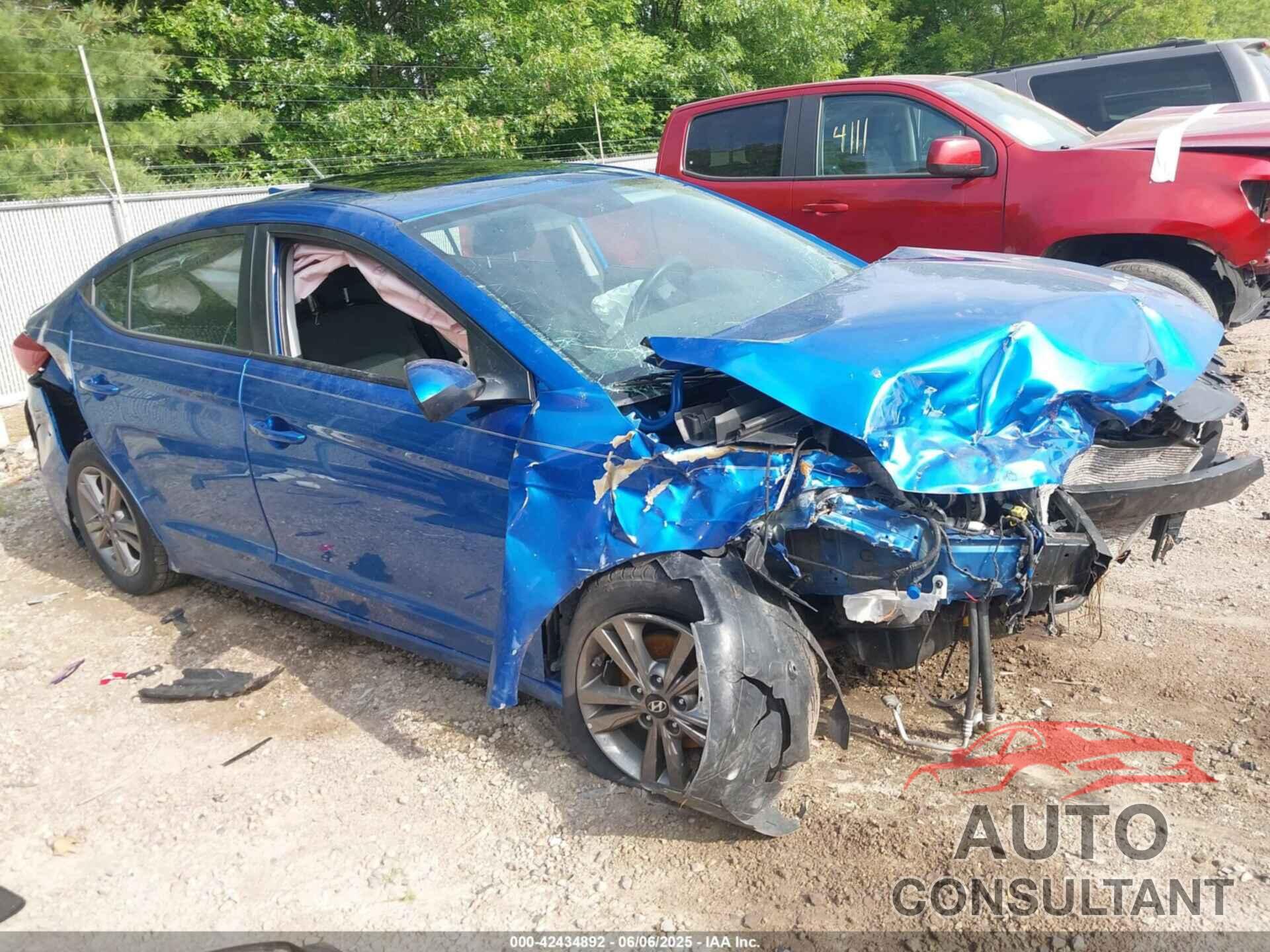 HYUNDAI ELANTRA 2017 - 5NPD84LF1HH178399
