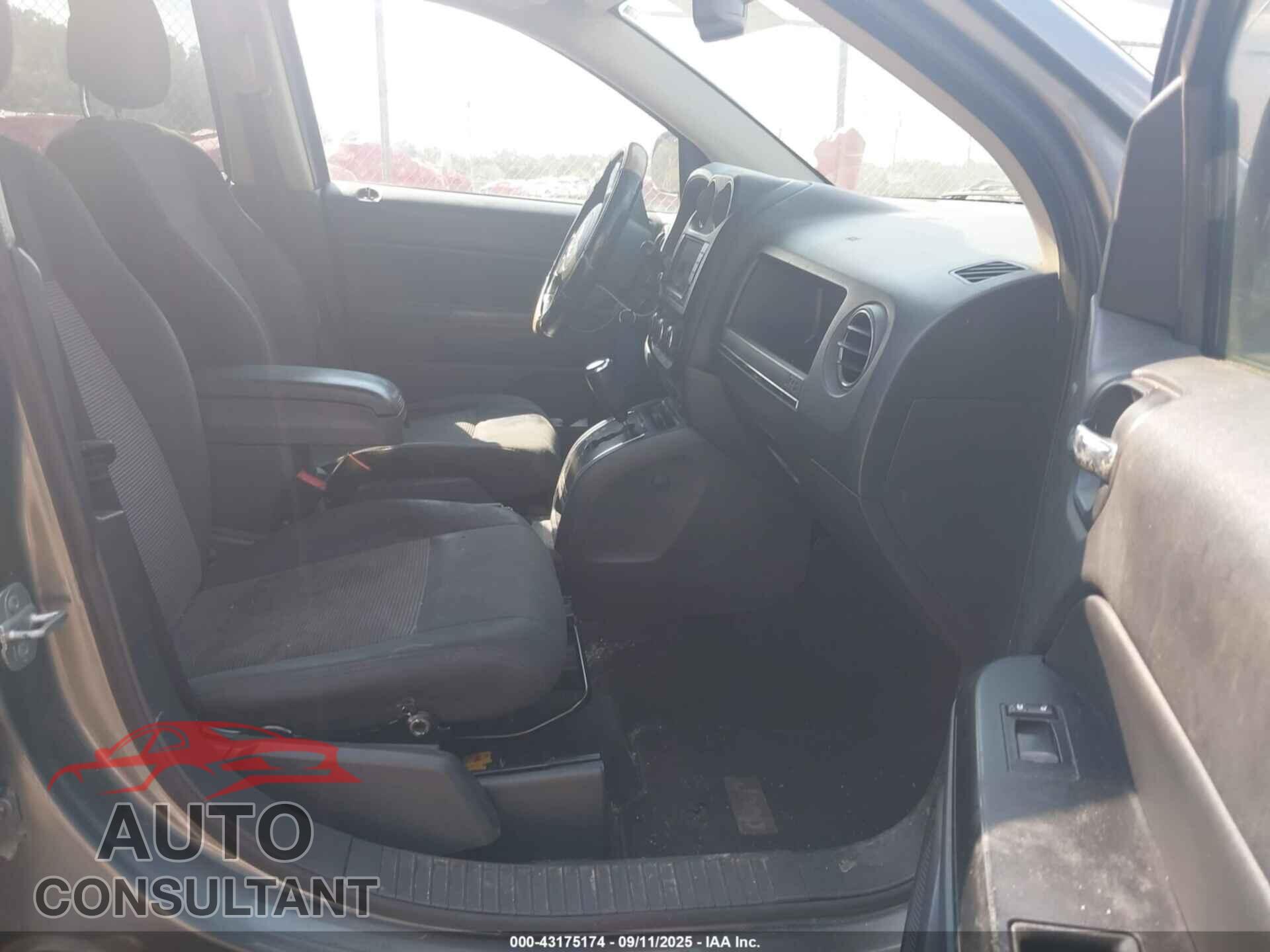JEEP COMPASS 2011 - 1J4NT1FB9BD190401