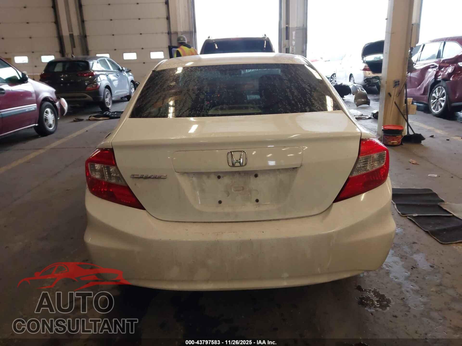 HONDA CIVIC 2012 - 19XFB2F56CE090897