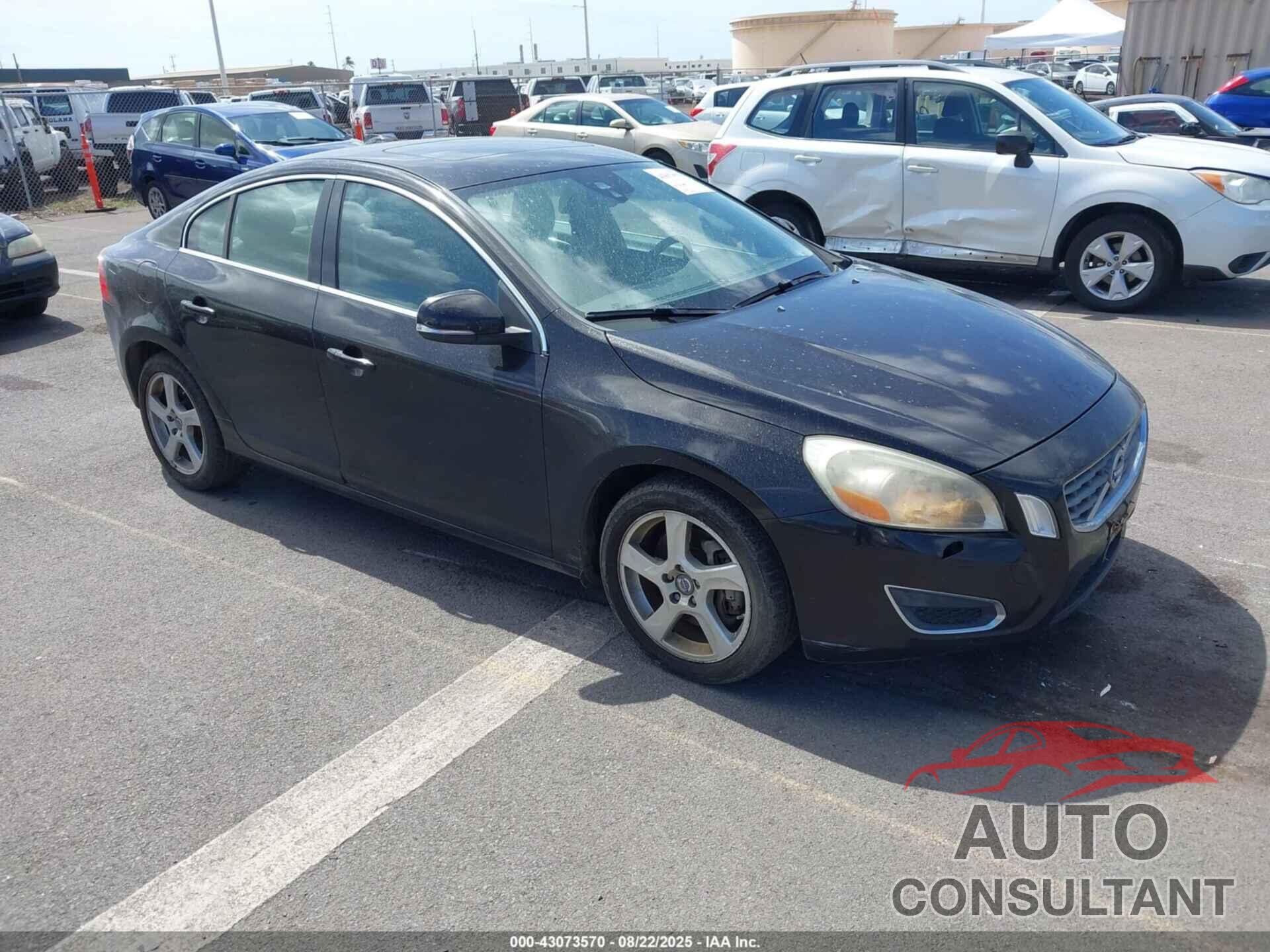 VOLVO S60 2013 - YV1612FS7D2198429