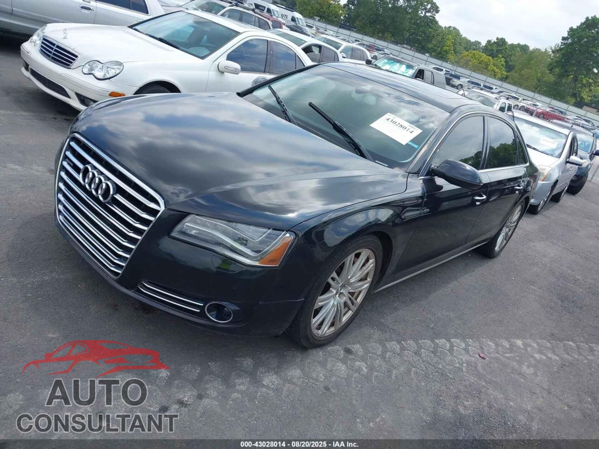 AUDI A8 L 2011 - WAURVAFD1BN020091