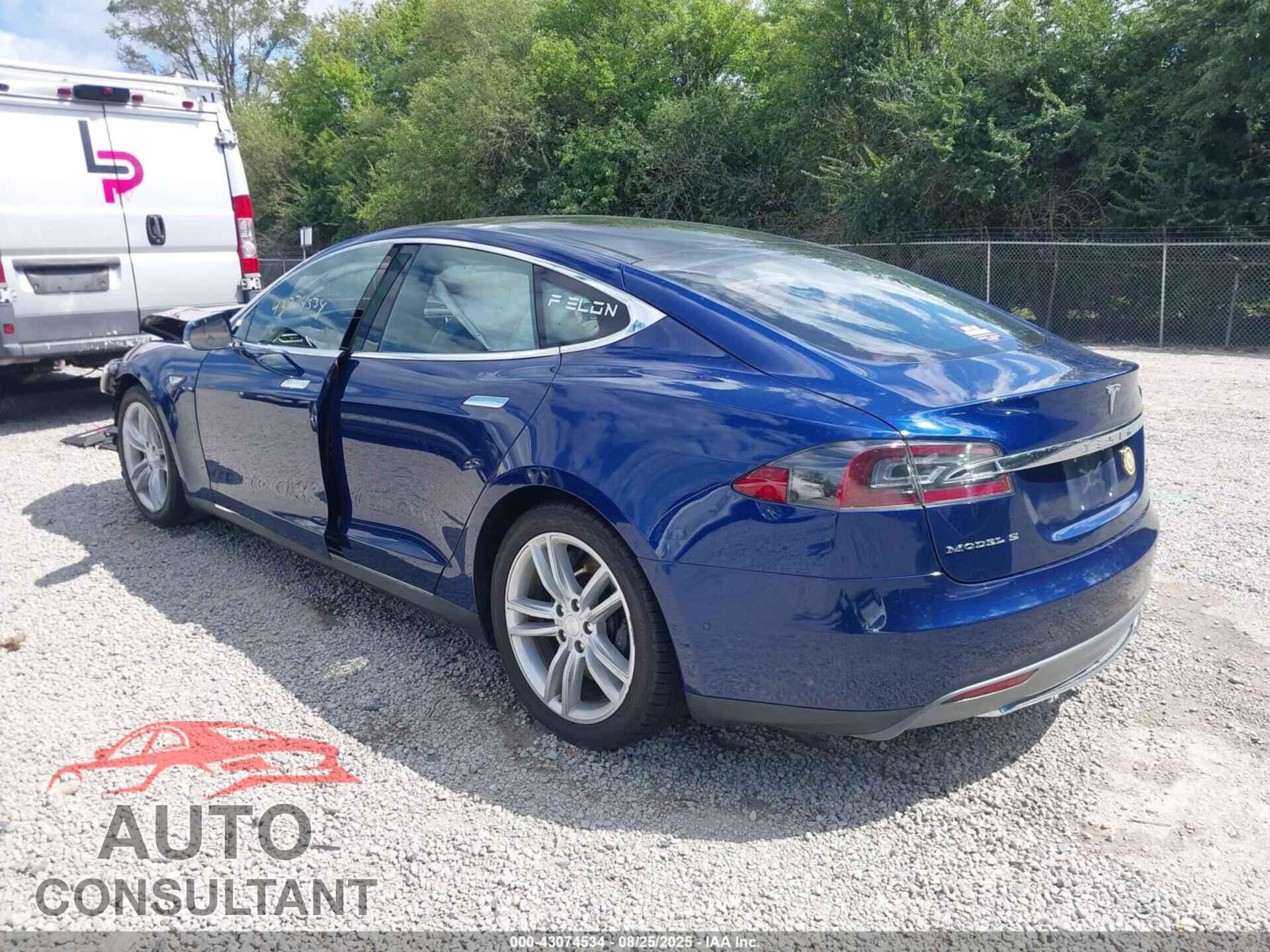 TESLA MODEL S 2015 - 5YJSA1S28FF091877