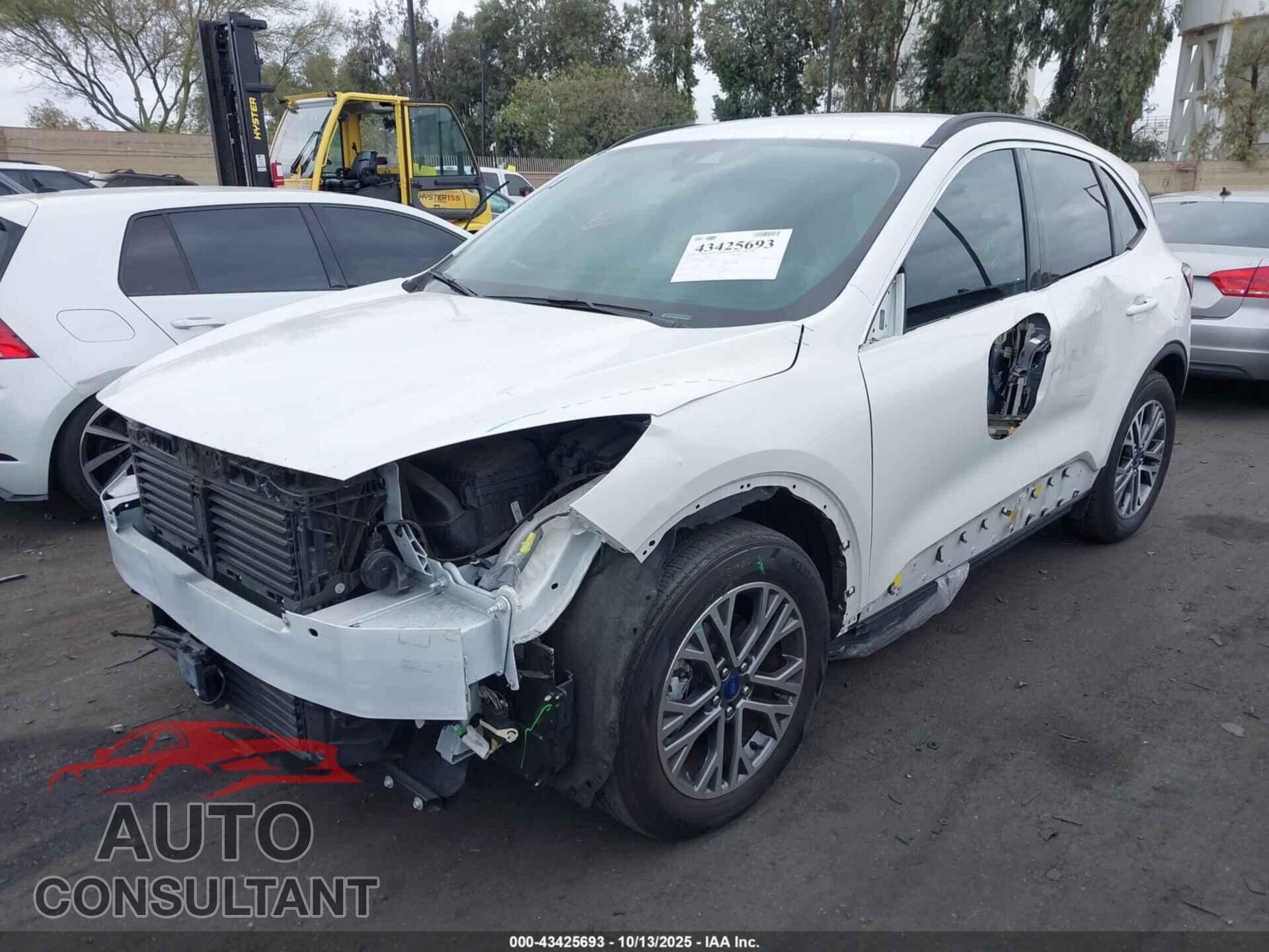 FORD ESCAPE 2020 - 1FMCU0H68LUA57128