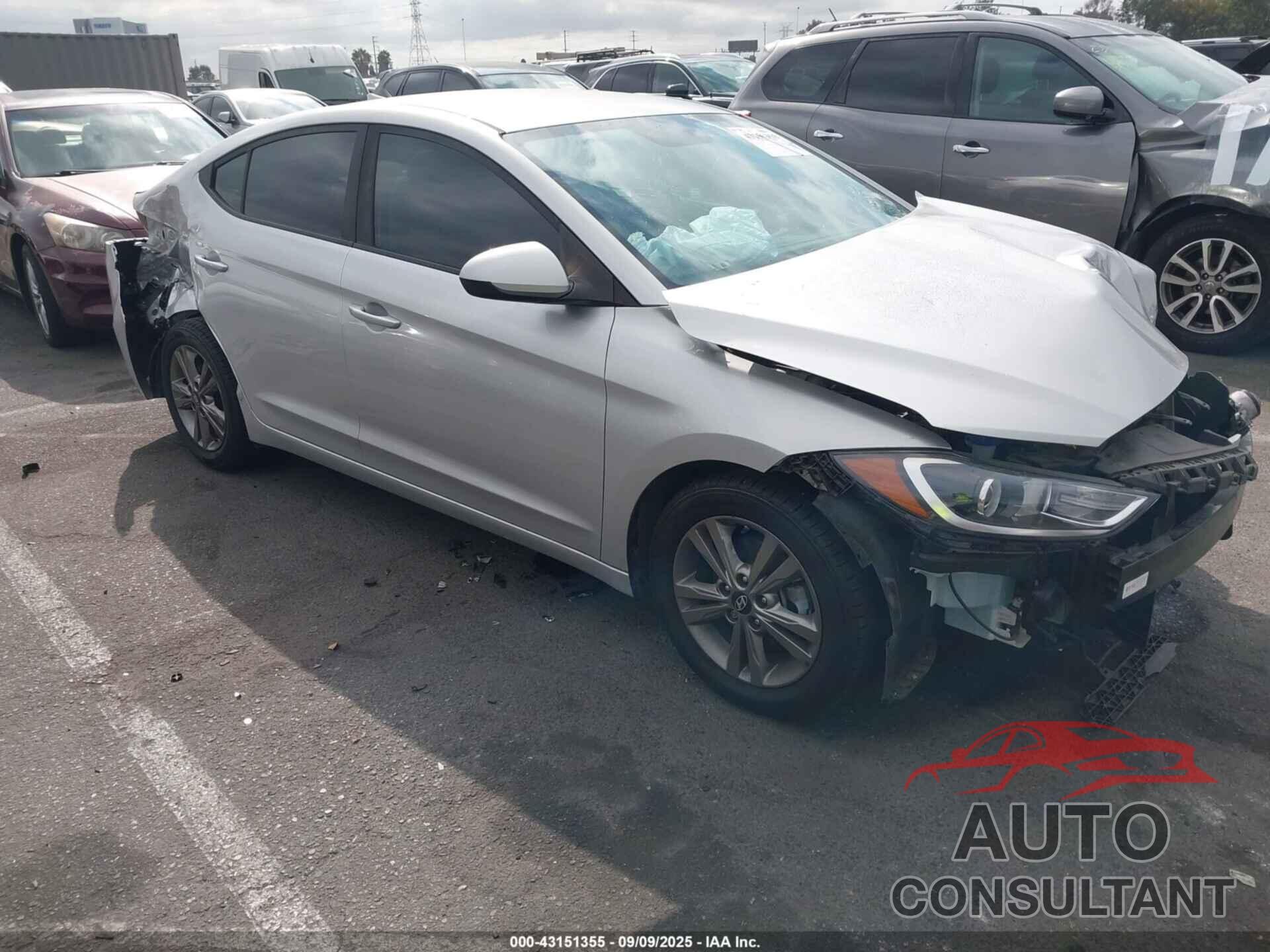 HYUNDAI ELANTRA 2018 - 5NPD84LF0JH367857