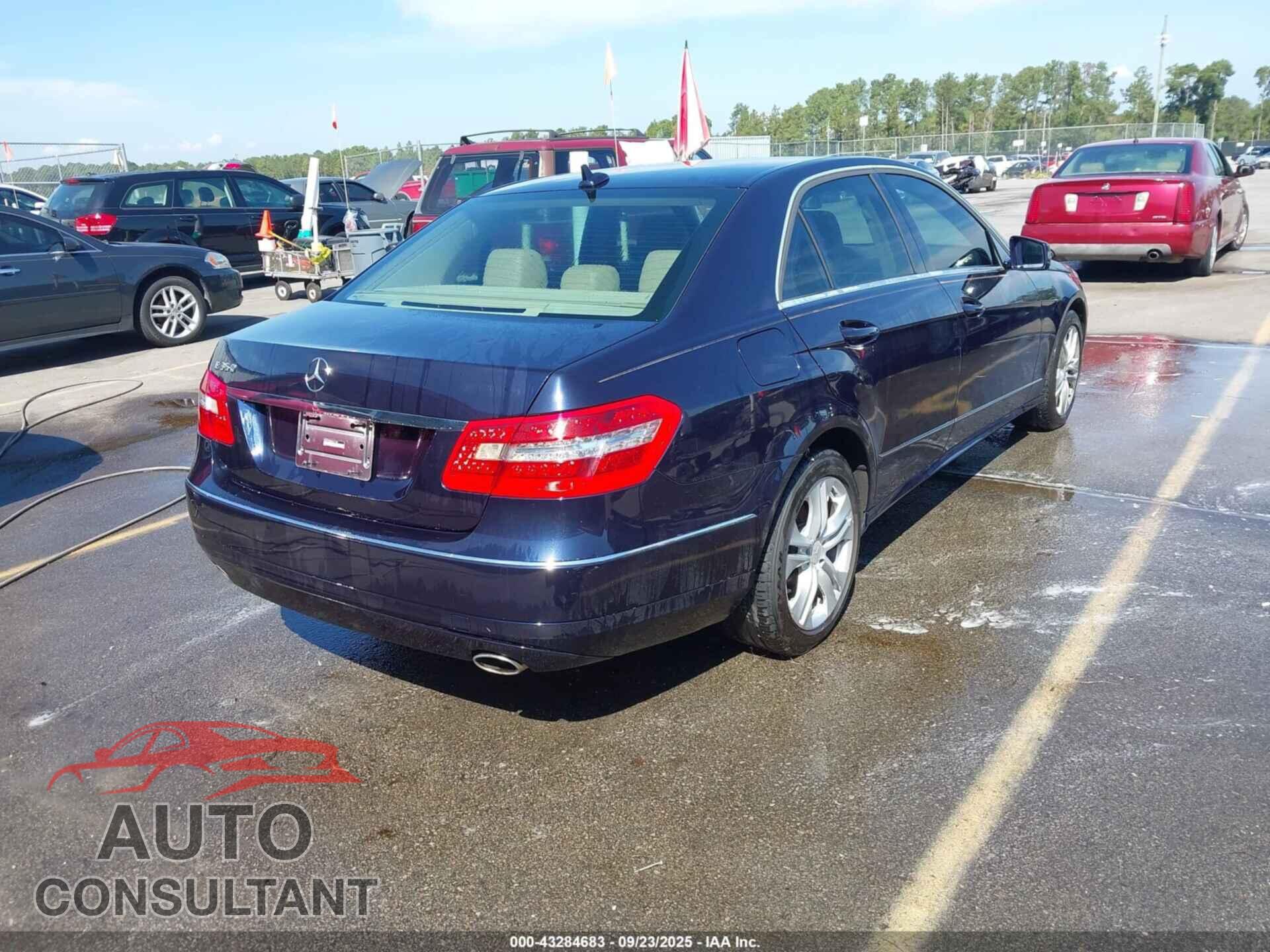 MERCEDES-BENZ E 350 2011 - WDDHF5GB2BA421145