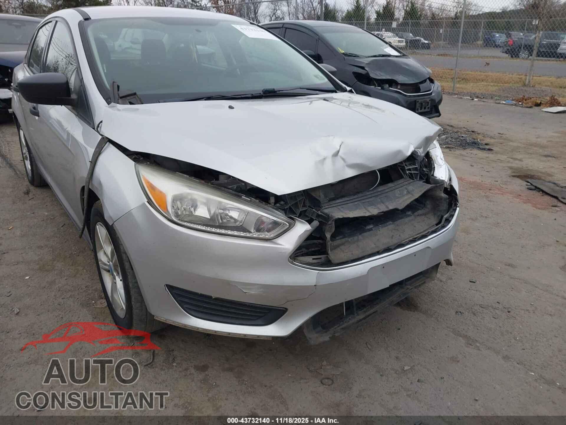 FORD FOCUS 2016 - 1FADP3E24GL323975