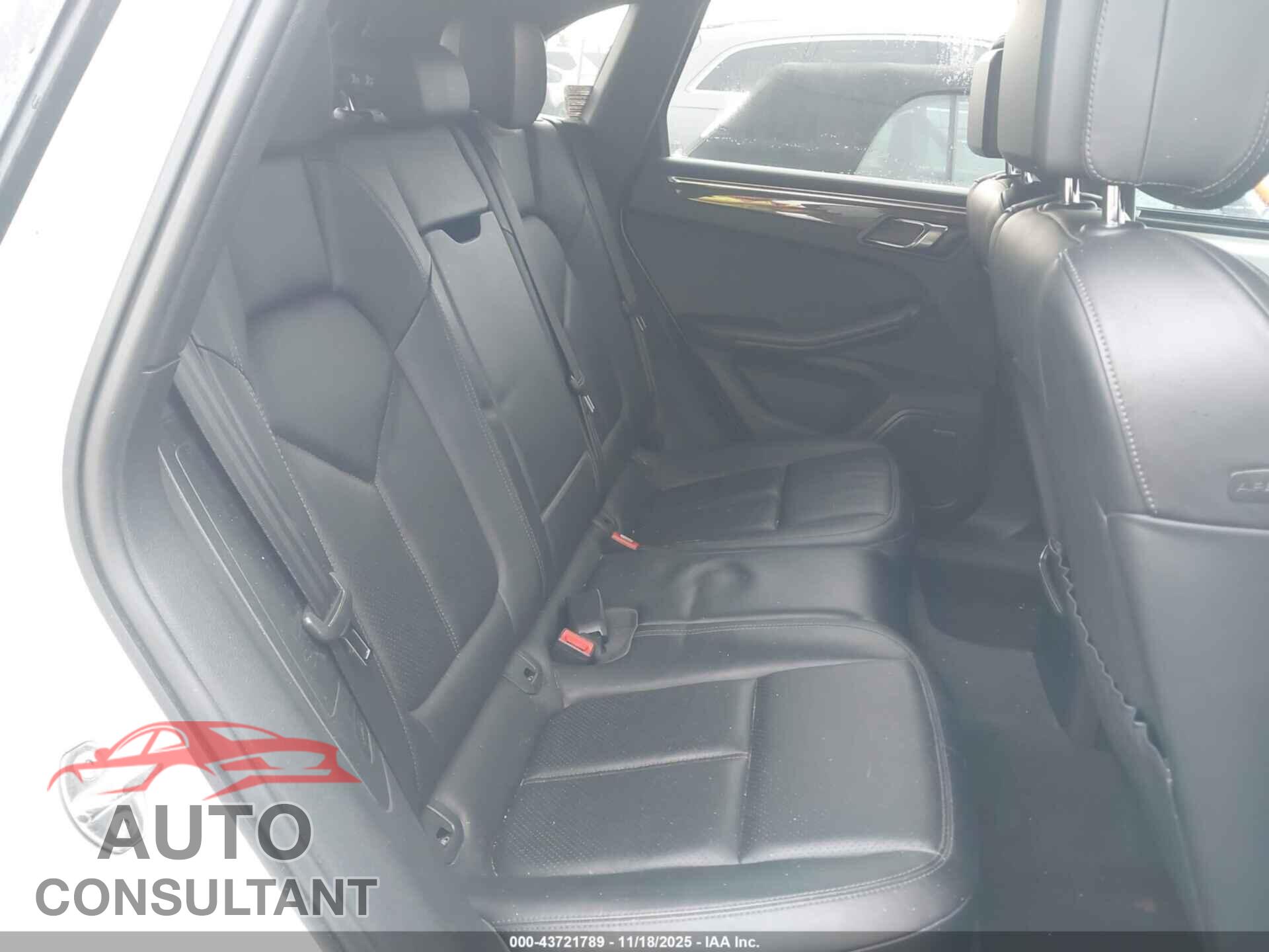 PORSCHE MACAN 2015 - WP1AF2A57FLB96517
