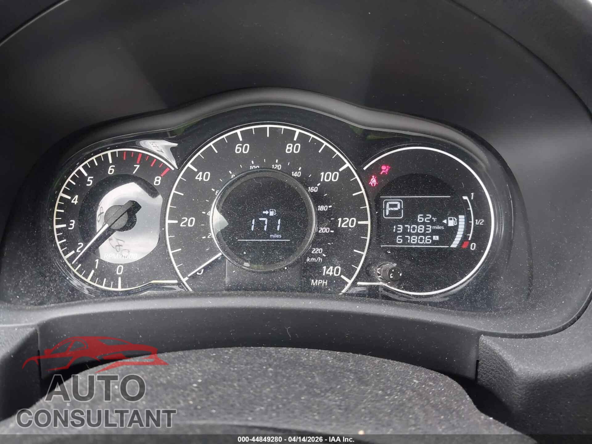NISSAN VERSA NOTE 2015 - 3N1CE2CP3FL403567