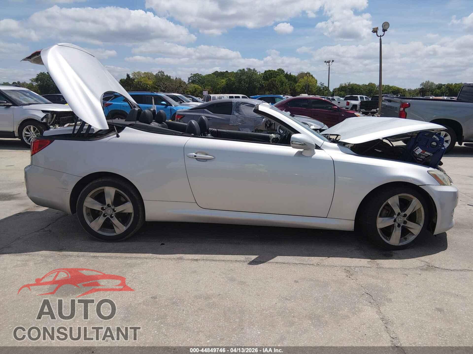 LEXUS IS 250C 2010 - JTHFF2C29A2514368