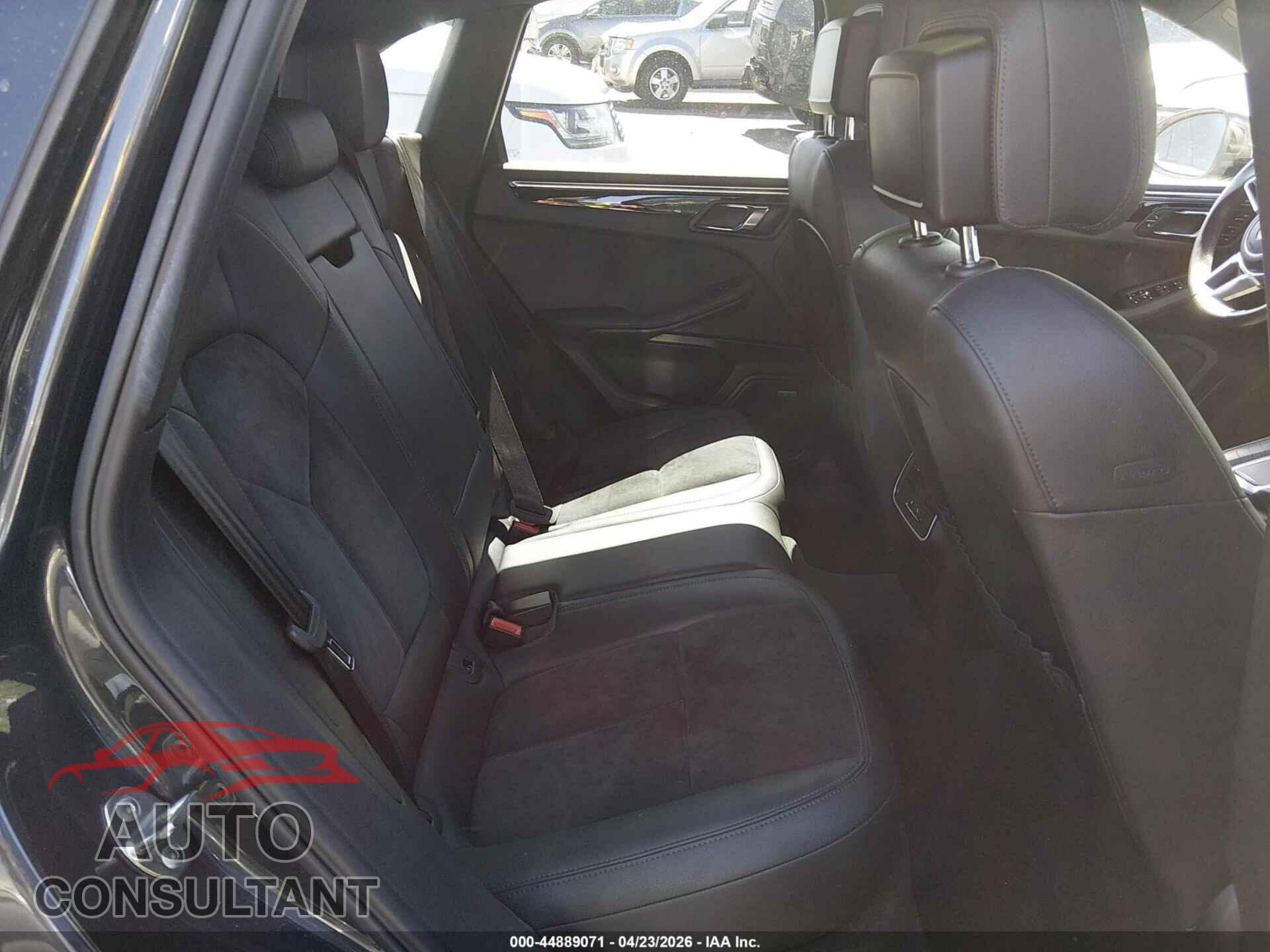 PORSCHE MACAN 2017 - WP1AB2A52HLB10027