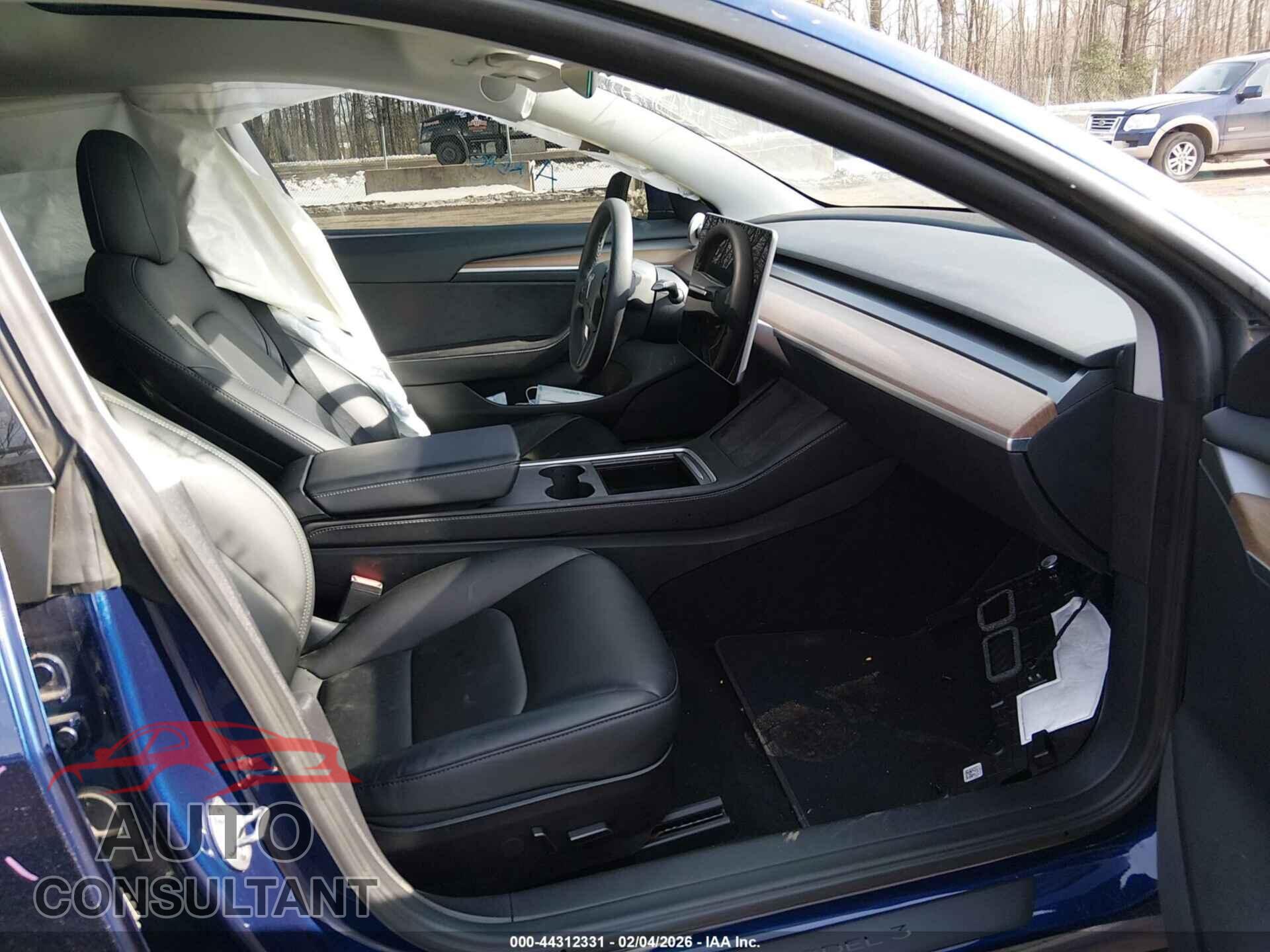 TESLA MODEL 3 2022 - 5YJ3E1EB0NF325402
