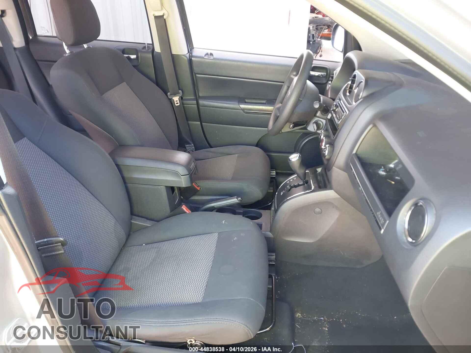 JEEP COMPASS 2010 - 1J4NT4FB3AD644397