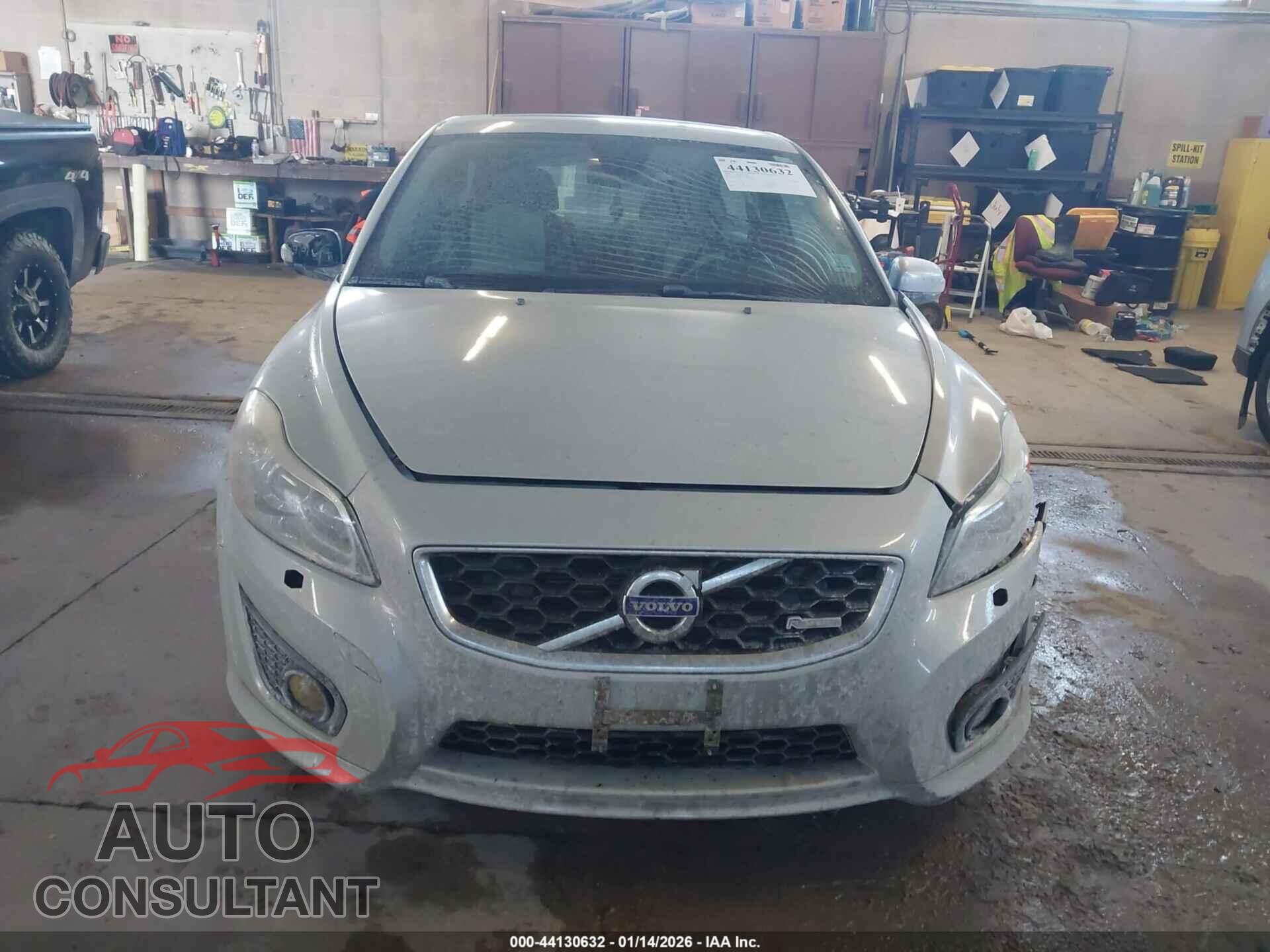 VOLVO C30 2011 - YV1672MK3B2248046