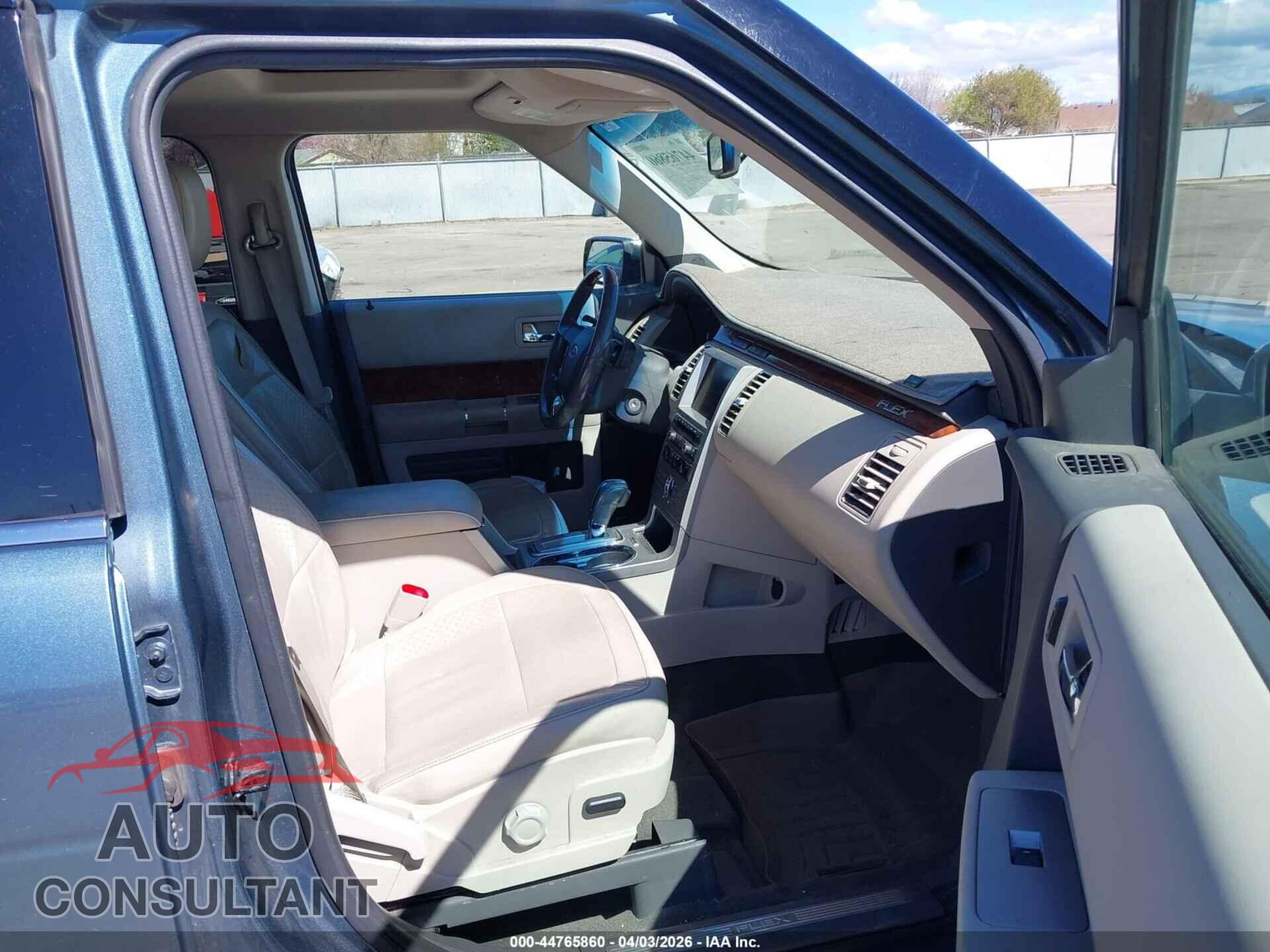 FORD FLEX 2010 - 2FMHK6DTXABB05919