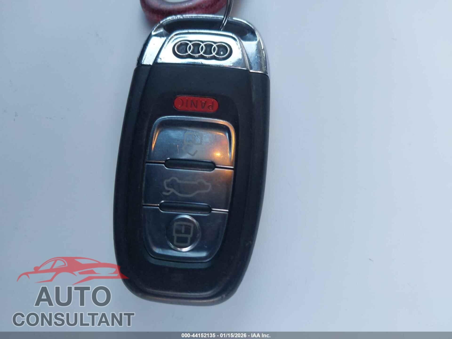 AUDI A5 2013 - WAUCFAFR7DA061009