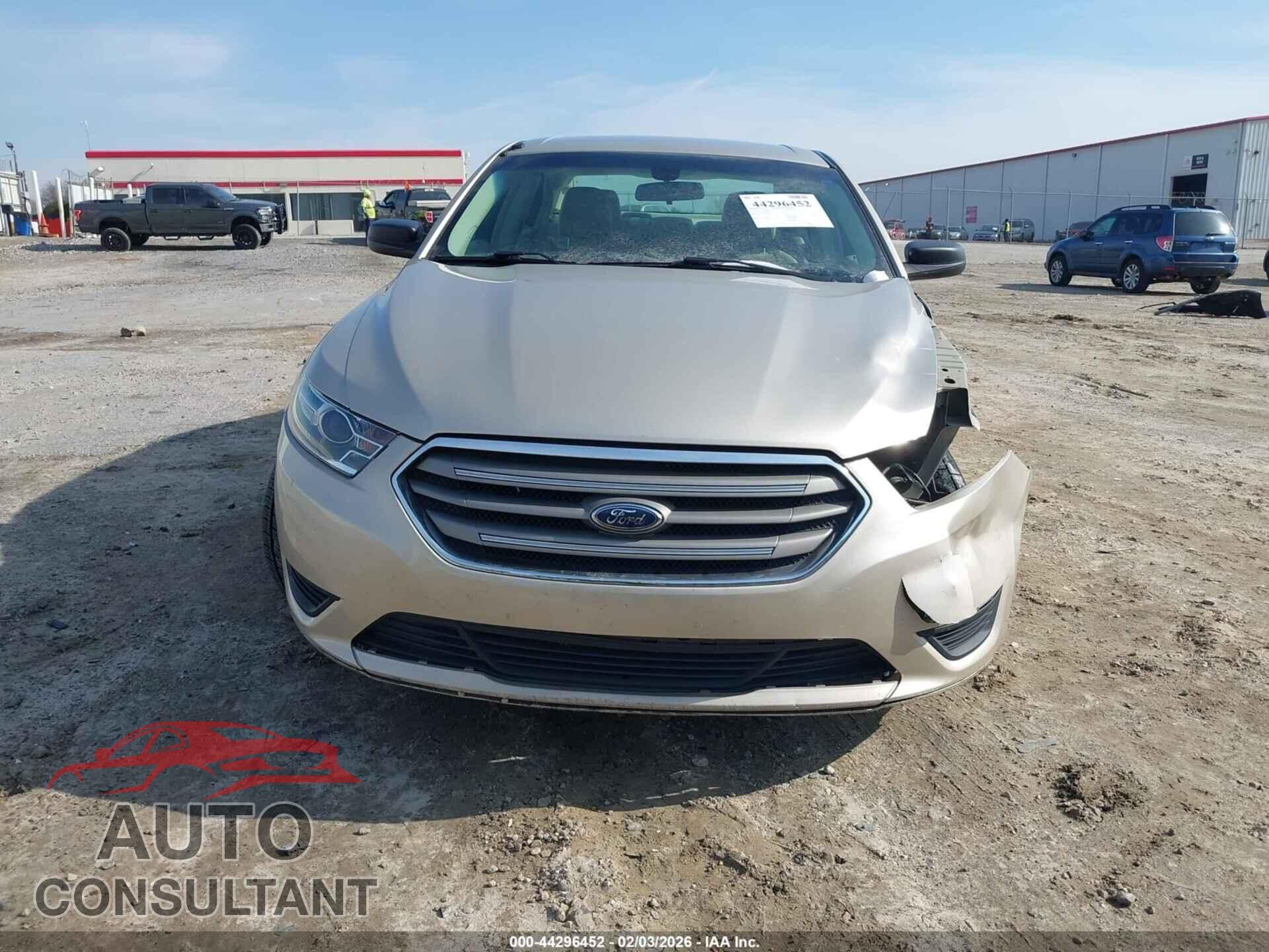 FORD TAURUS 2017 - 1FAHP2D80HG142724
