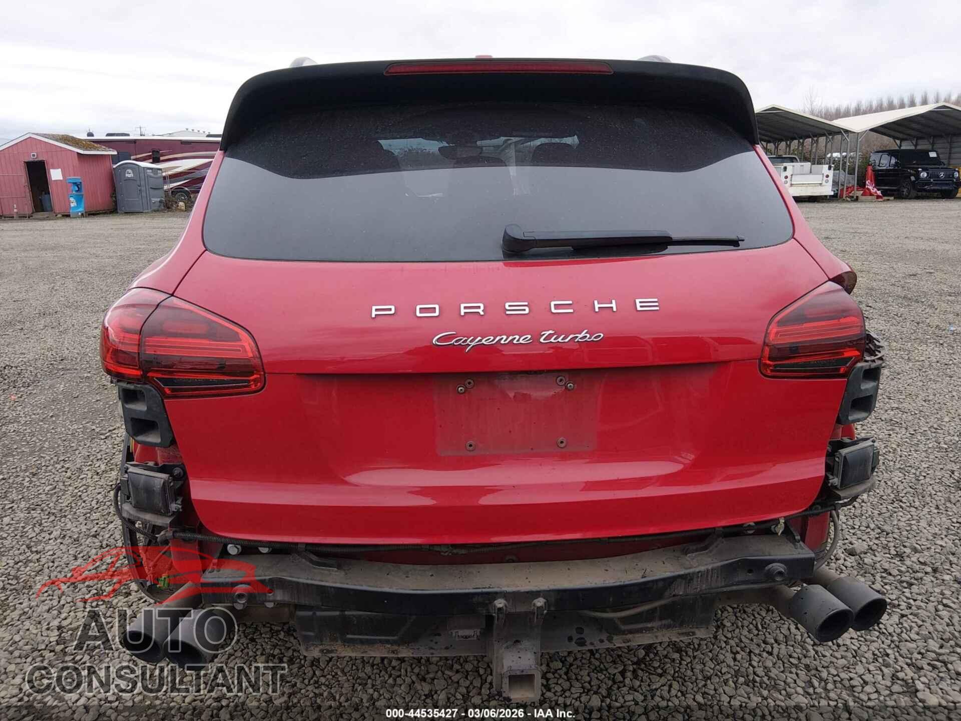 PORSCHE CAYENNE 2016 - WP1AC2A22GLA88340