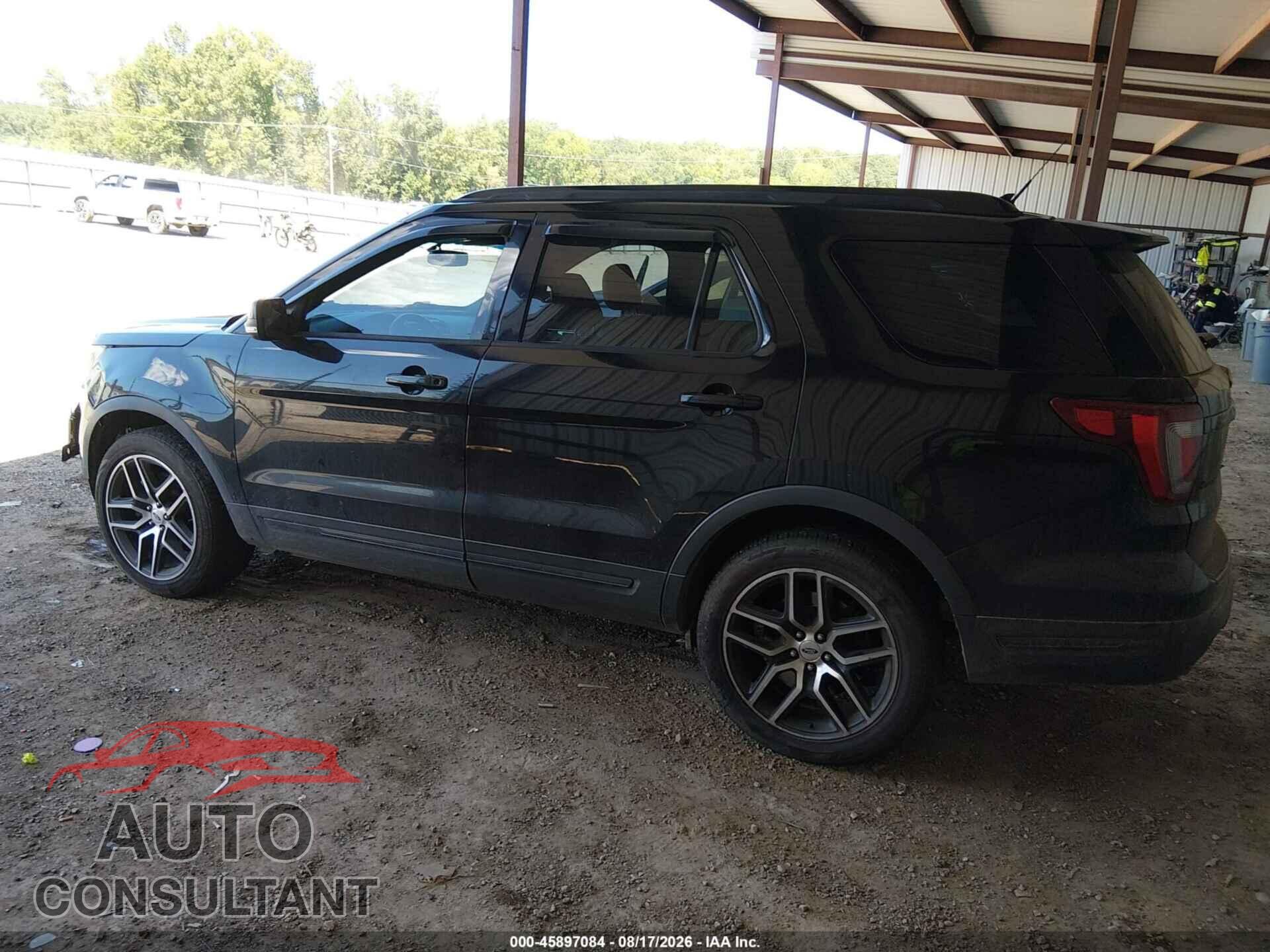 FORD EXPLORER 2018 - 1FM5K8GTXJGB13750