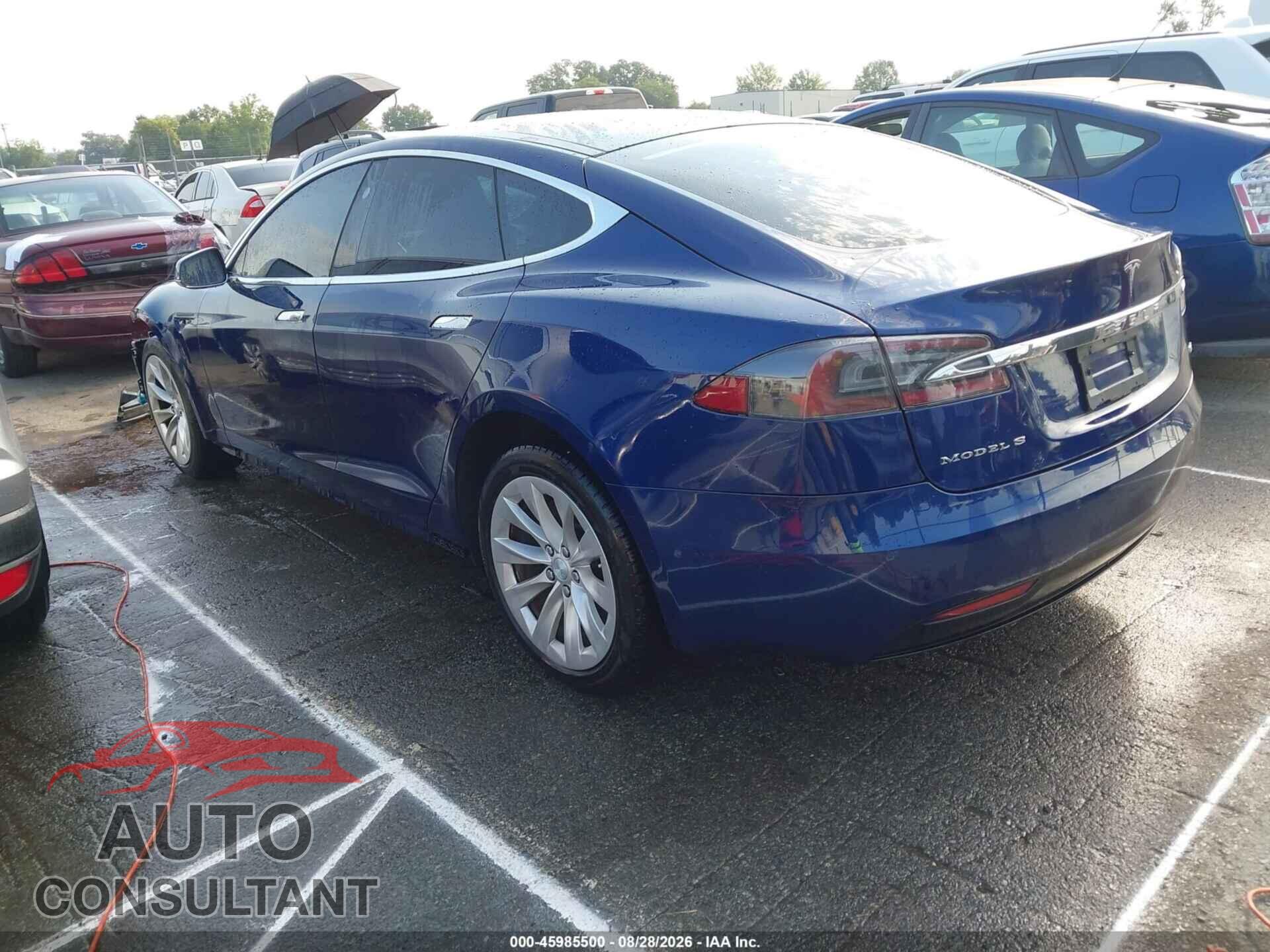 TESLA MODEL S 2018 - 5YJSA1E21JF282643