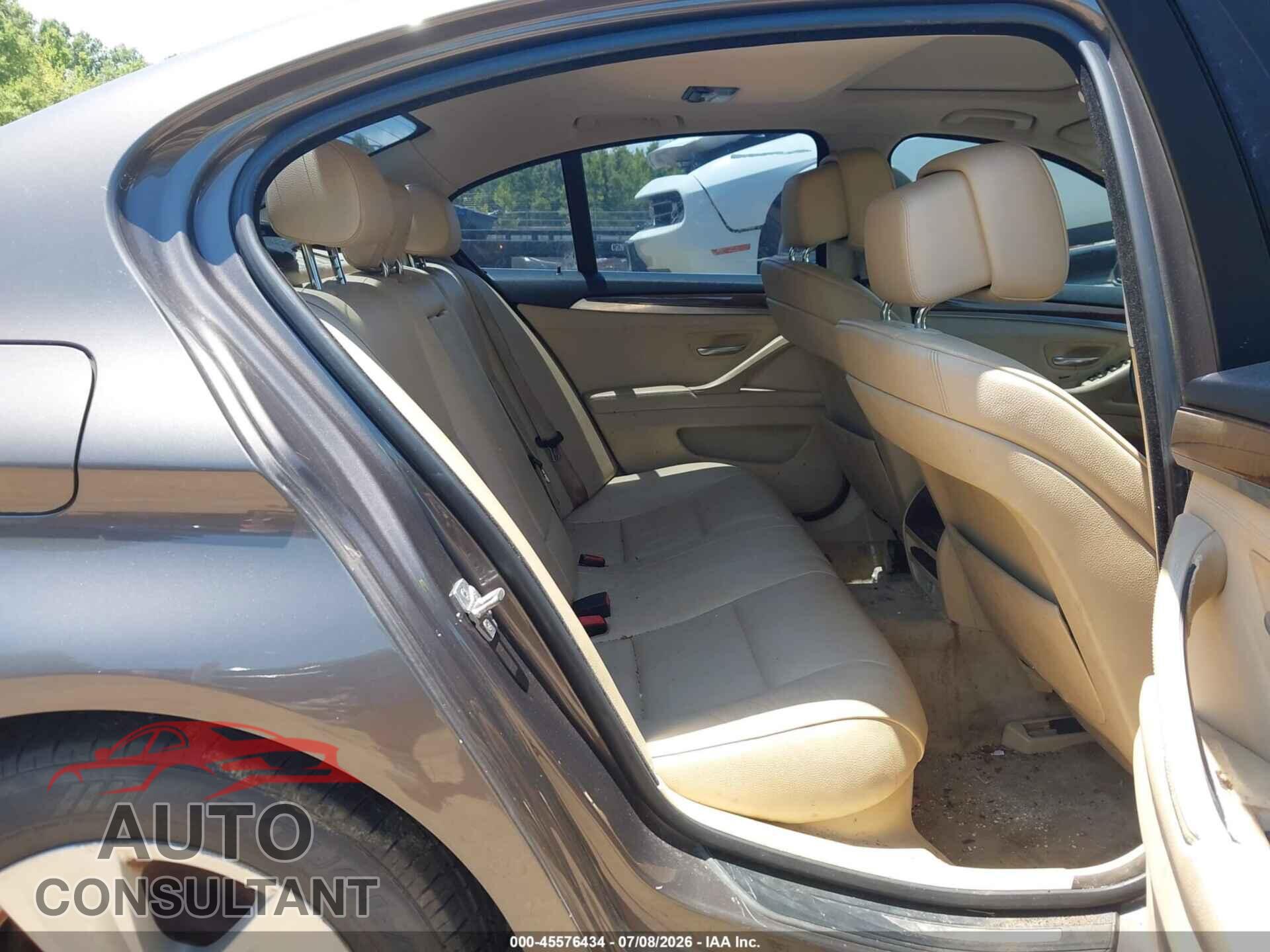 BMW 528I 2012 - WBAXG5C59CDW24744