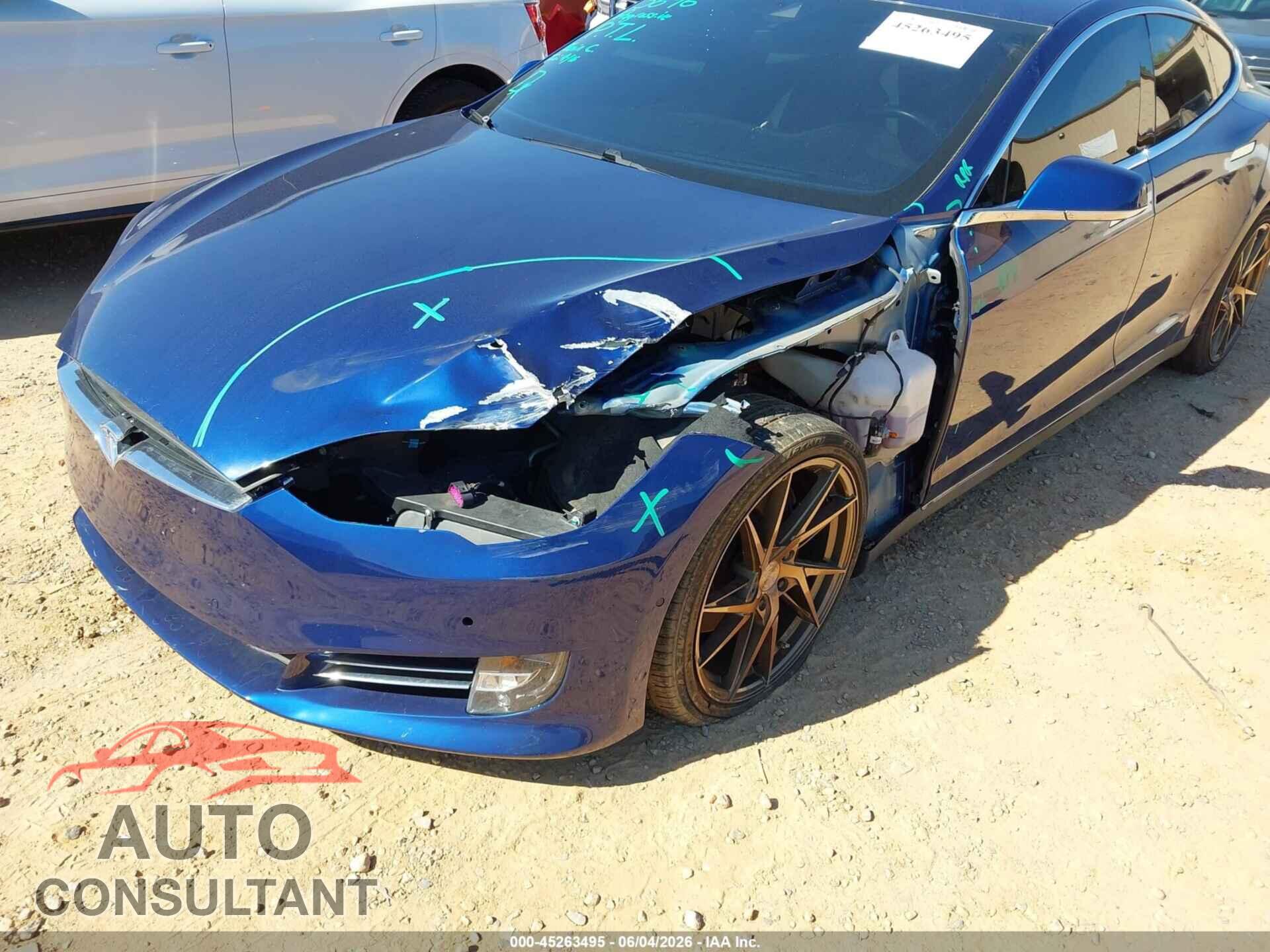 TESLA MODEL S 2015 - 5YJSA1E21FF103704