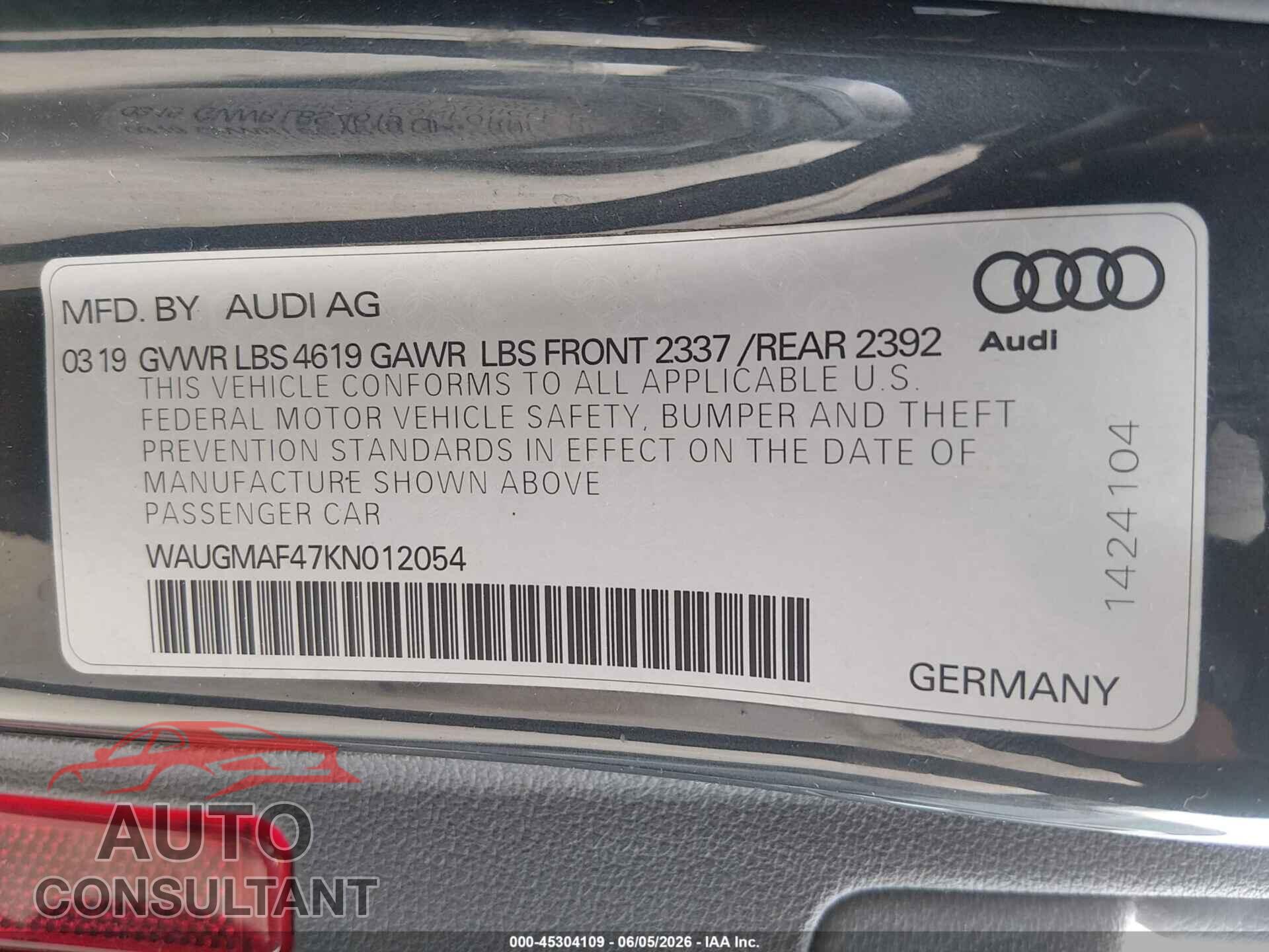 AUDI A4 2019 - WAUGMAF47KN012054