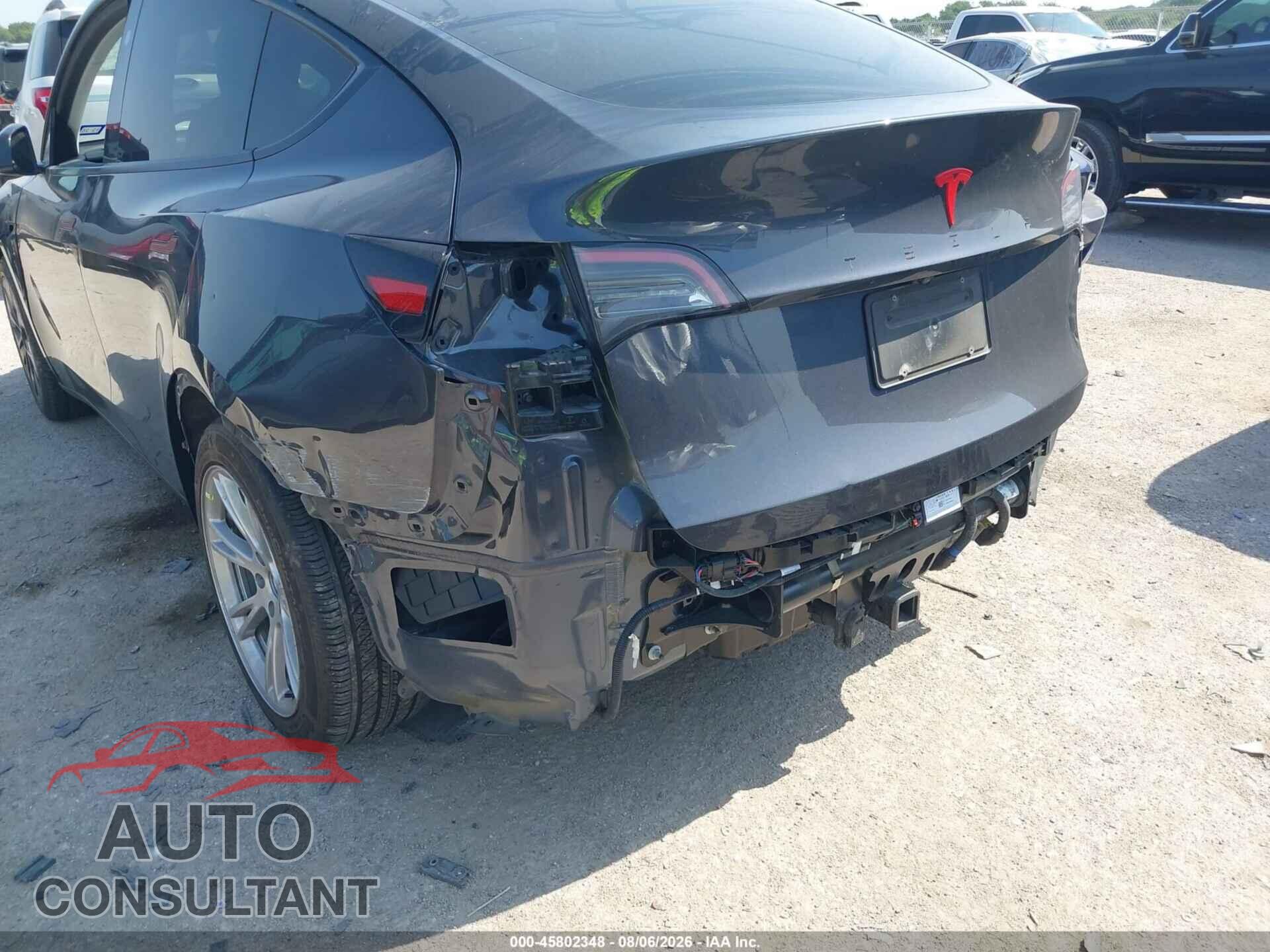 TESLA MODEL Y 2025 - 7SAYGDED0SA349567