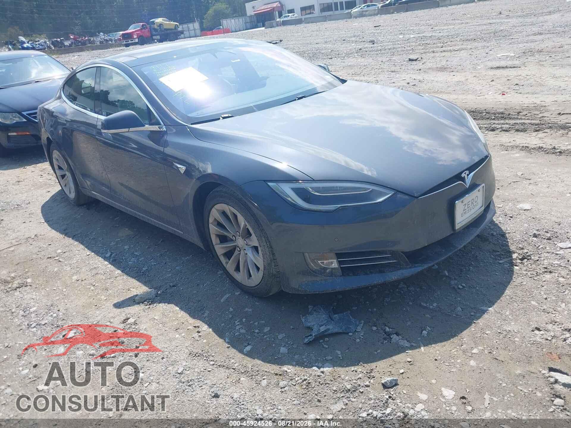 TESLA MODEL S 2017 - 5YJSA1E2XHF215386