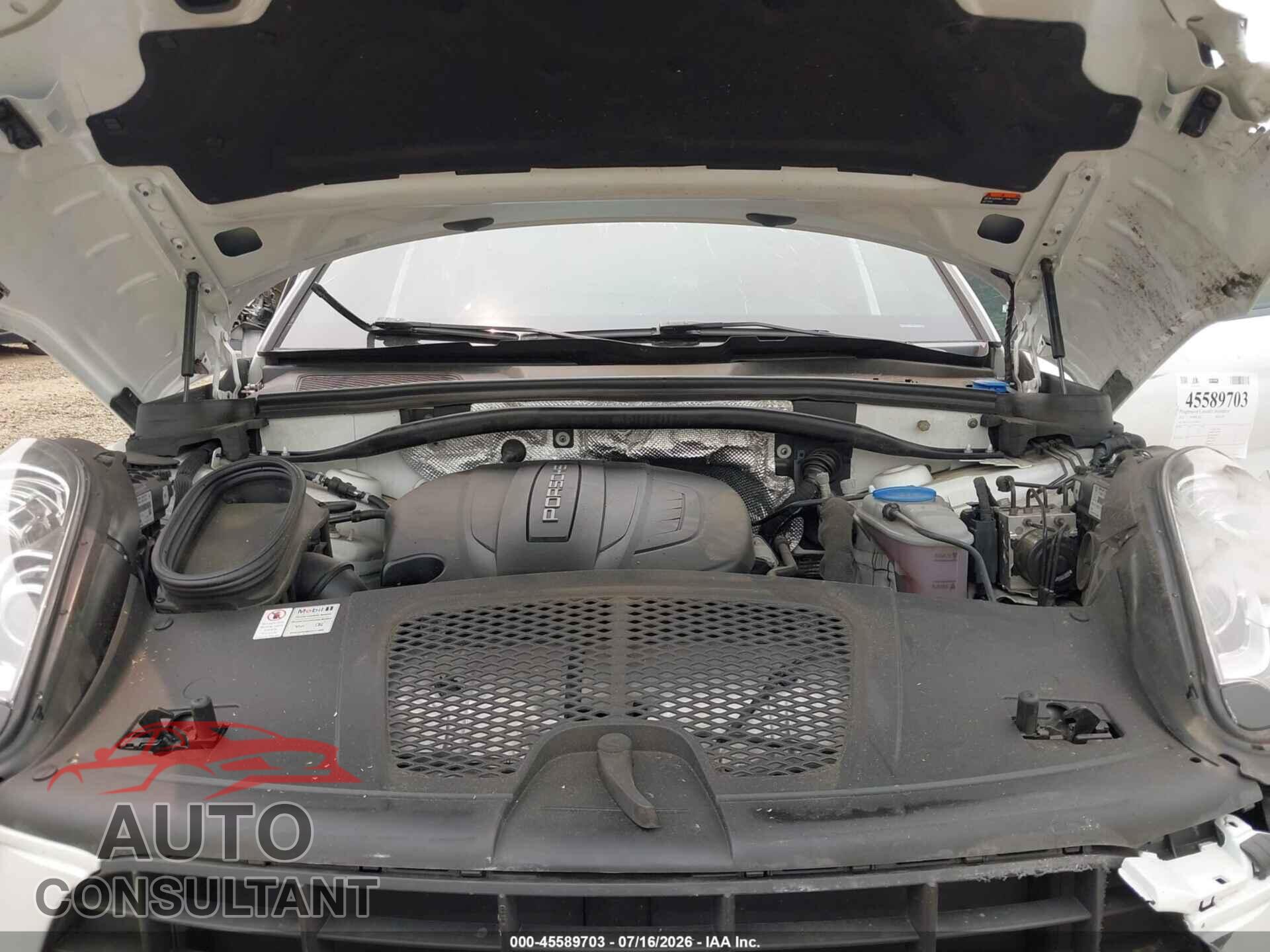 PORSCHE MACAN 2018 - WP1AA2A53JLB02401