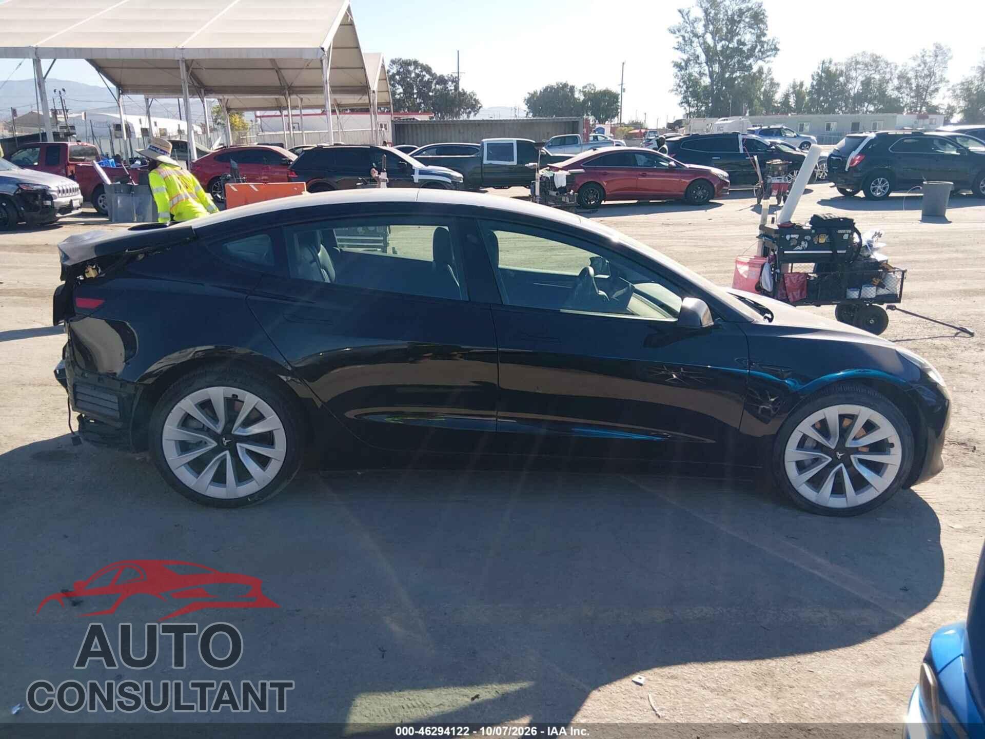TESLA MODEL 3 2022 - 5YJ3E1EA4NF190111